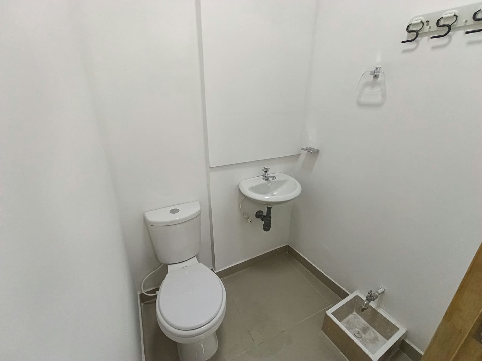 Local en arriendo en Bellavista, La Estrella — foto 4 de 5