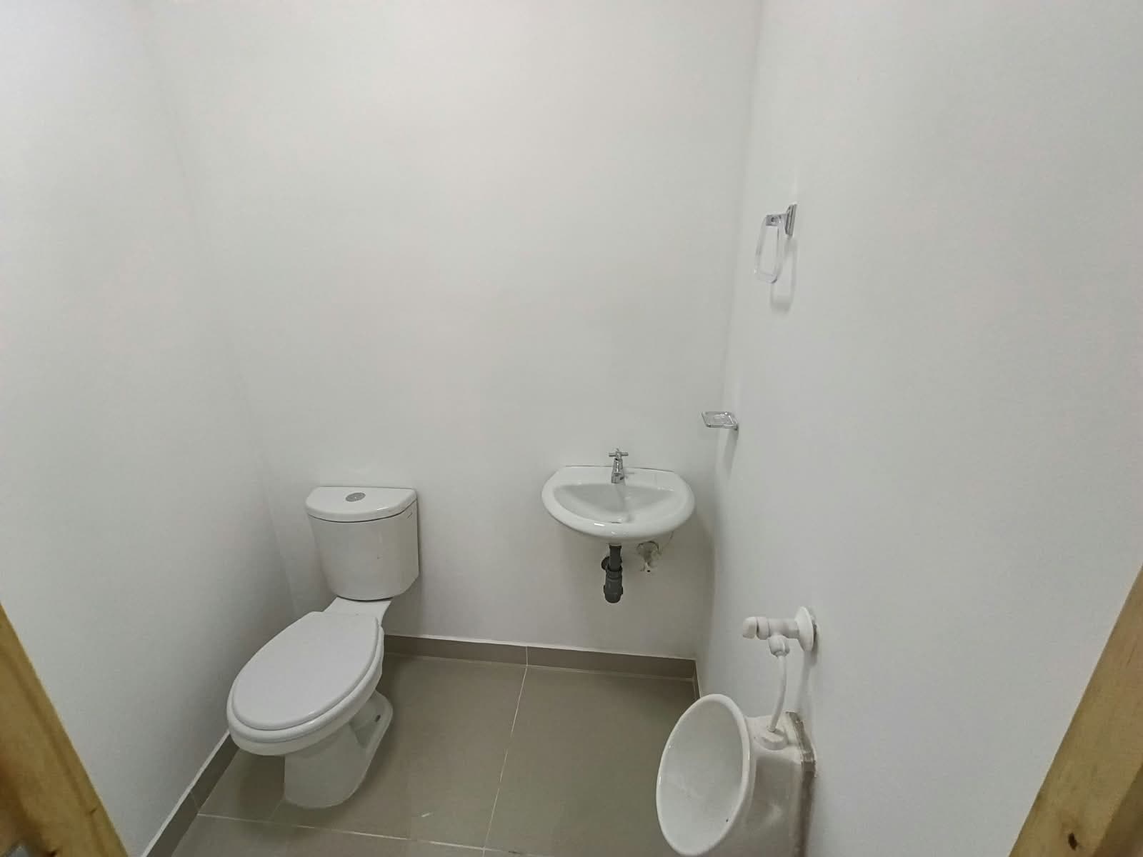 Local en arriendo en Bellavista, La Estrella — foto 5 de 5