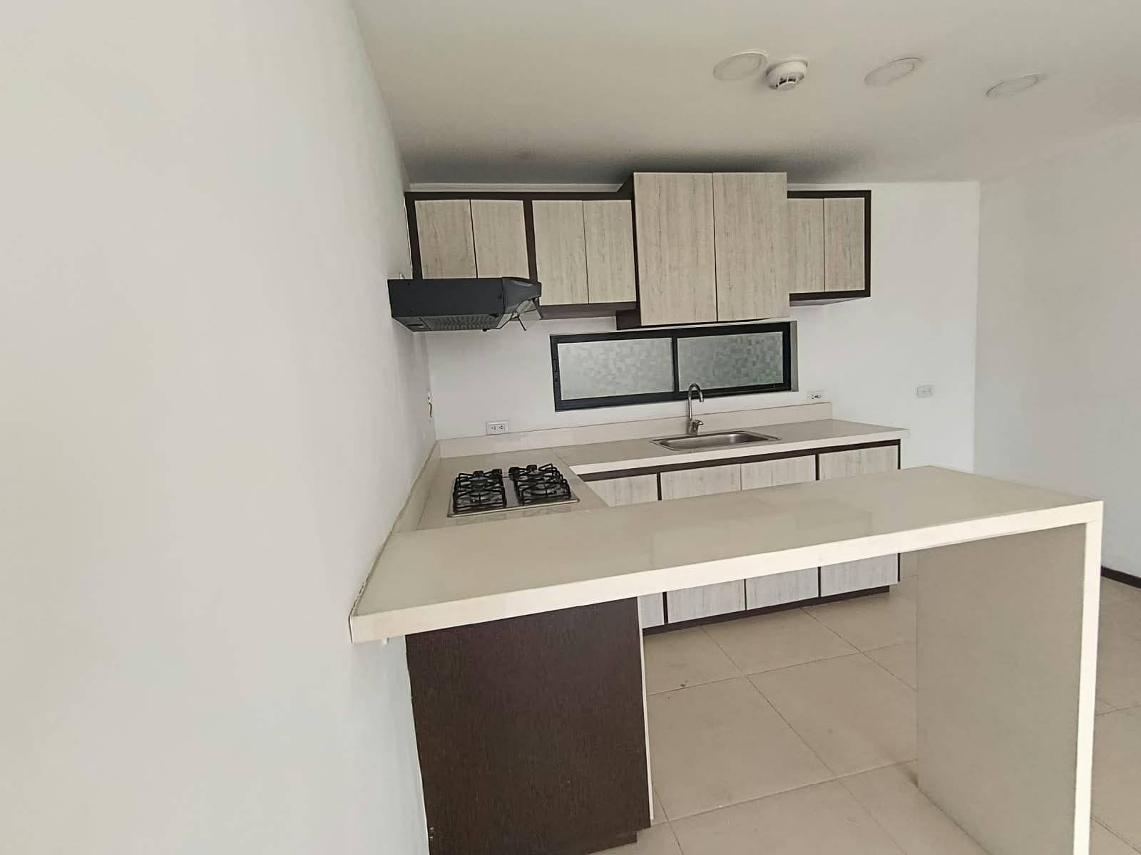 Apartamento en arriendo en El Carmelo Sabaneta — foto 5 de 19