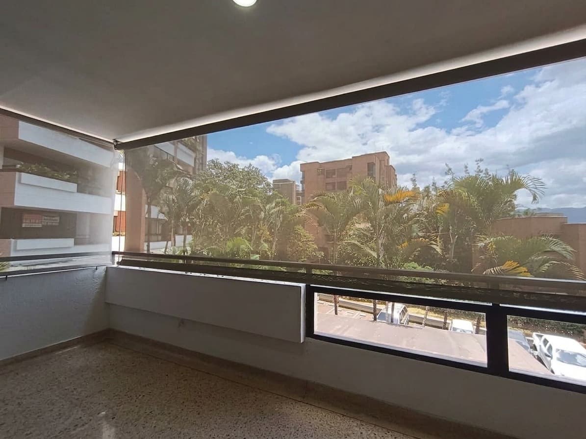 Apartamento en arriendo en Las Lomas, El Poblado, Medellín — foto 4 de 20
