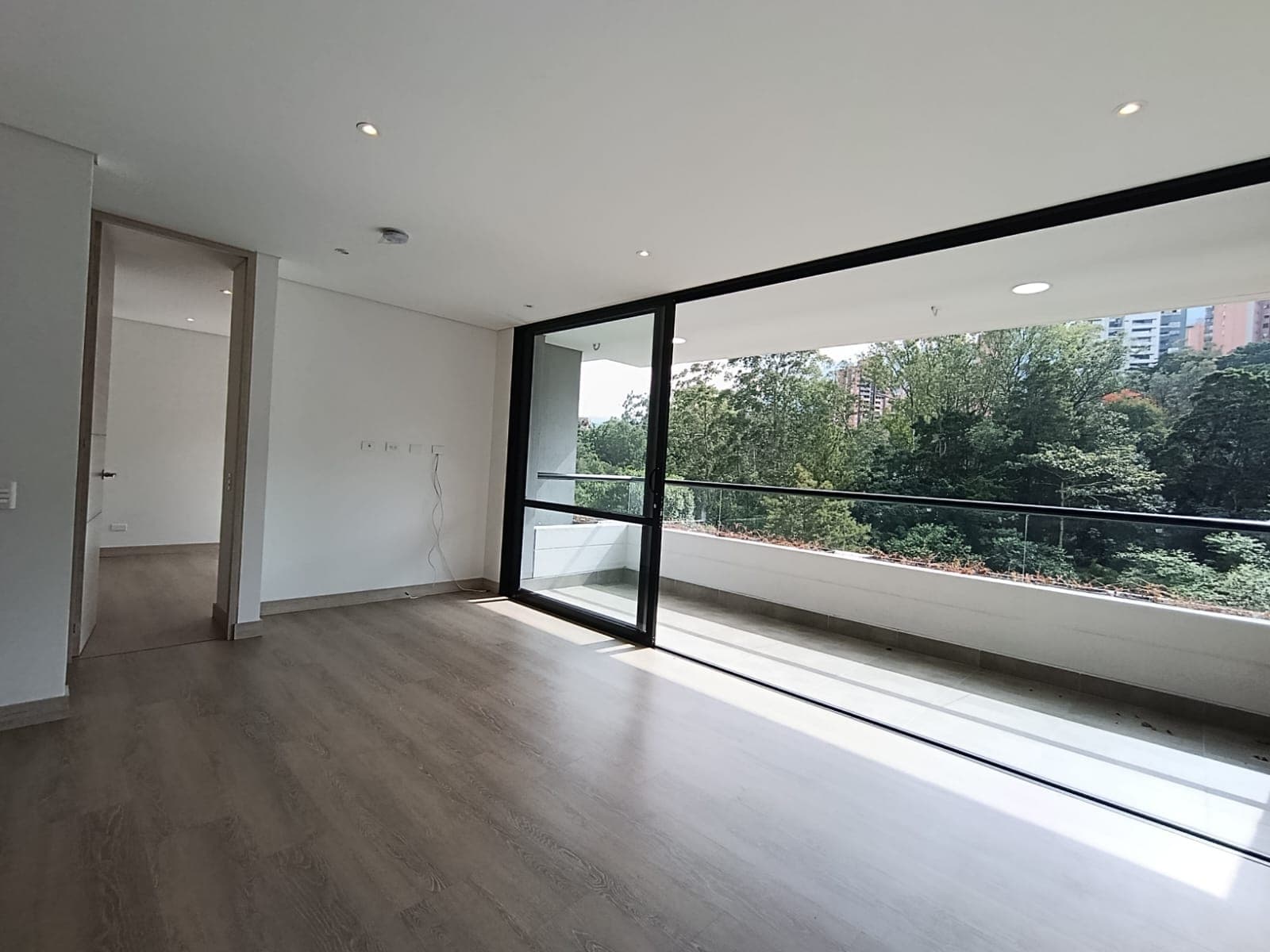 Apartamento en arriendo en Los Balsos, El Poblado, Medellín — foto 4 de 20