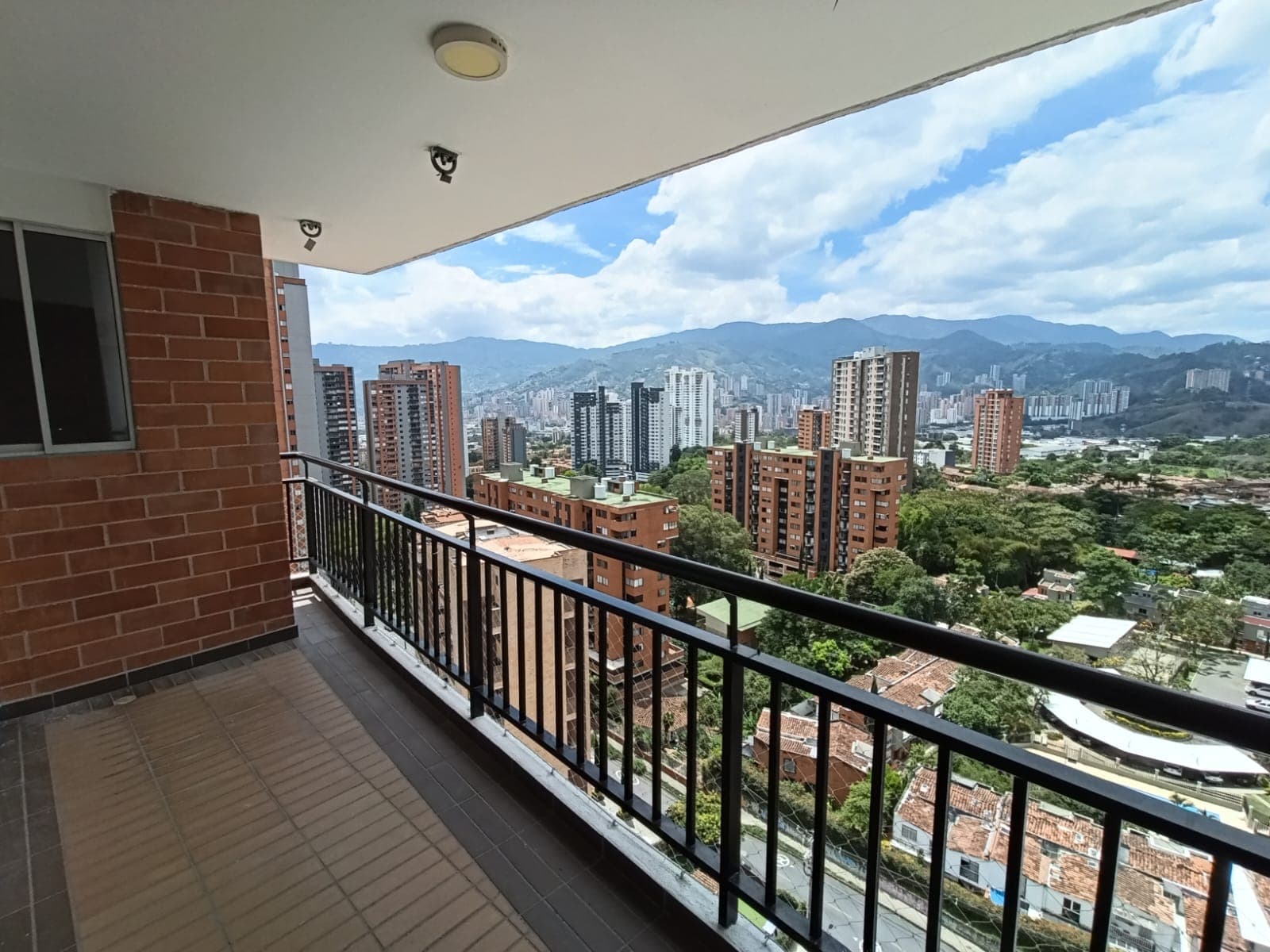 Apartamento en arriendo en Suramérica Itagui — foto 1 de 20