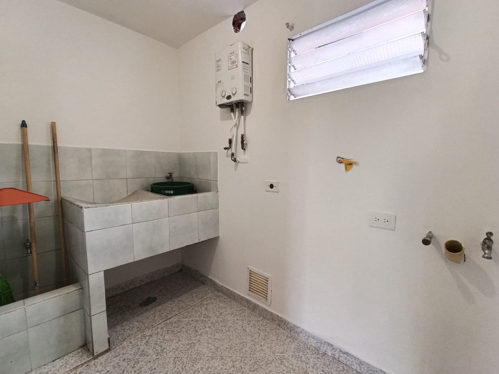 Apartamento en arriendo en El Portal, Envigado — foto 5 de 16