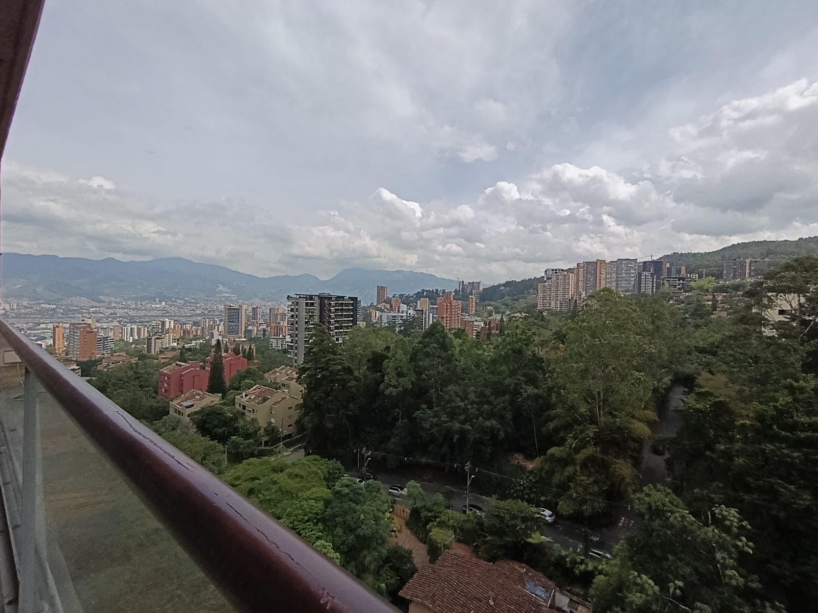 Apartamento en arriendo en Las Lomas, El Poblado, Medellín — foto 3 de 20