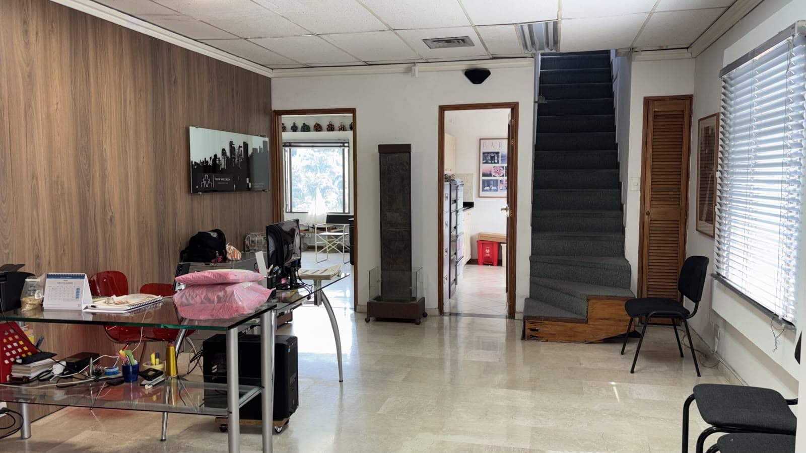 Oficina en arriendo en Loma de los Parra, El Poblado, Medellín — foto 2 de 8