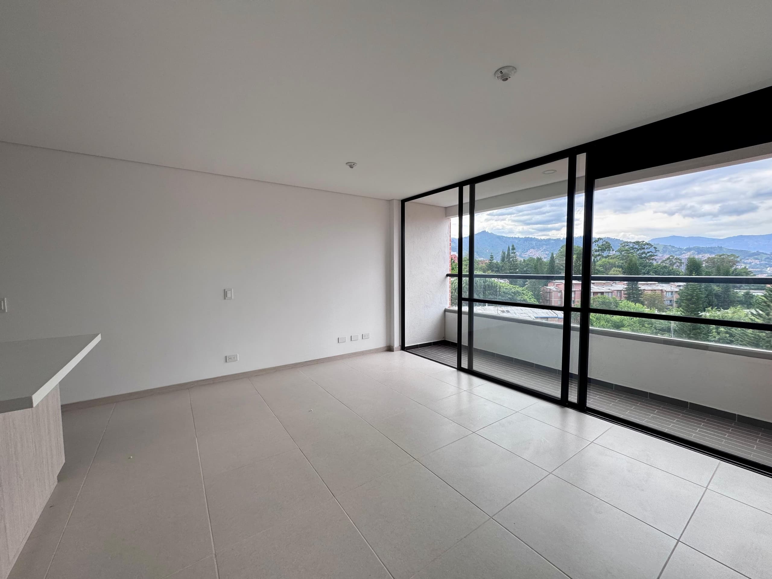 Apartamento en arriendo en Señorial, Envigado — foto 3 de 18