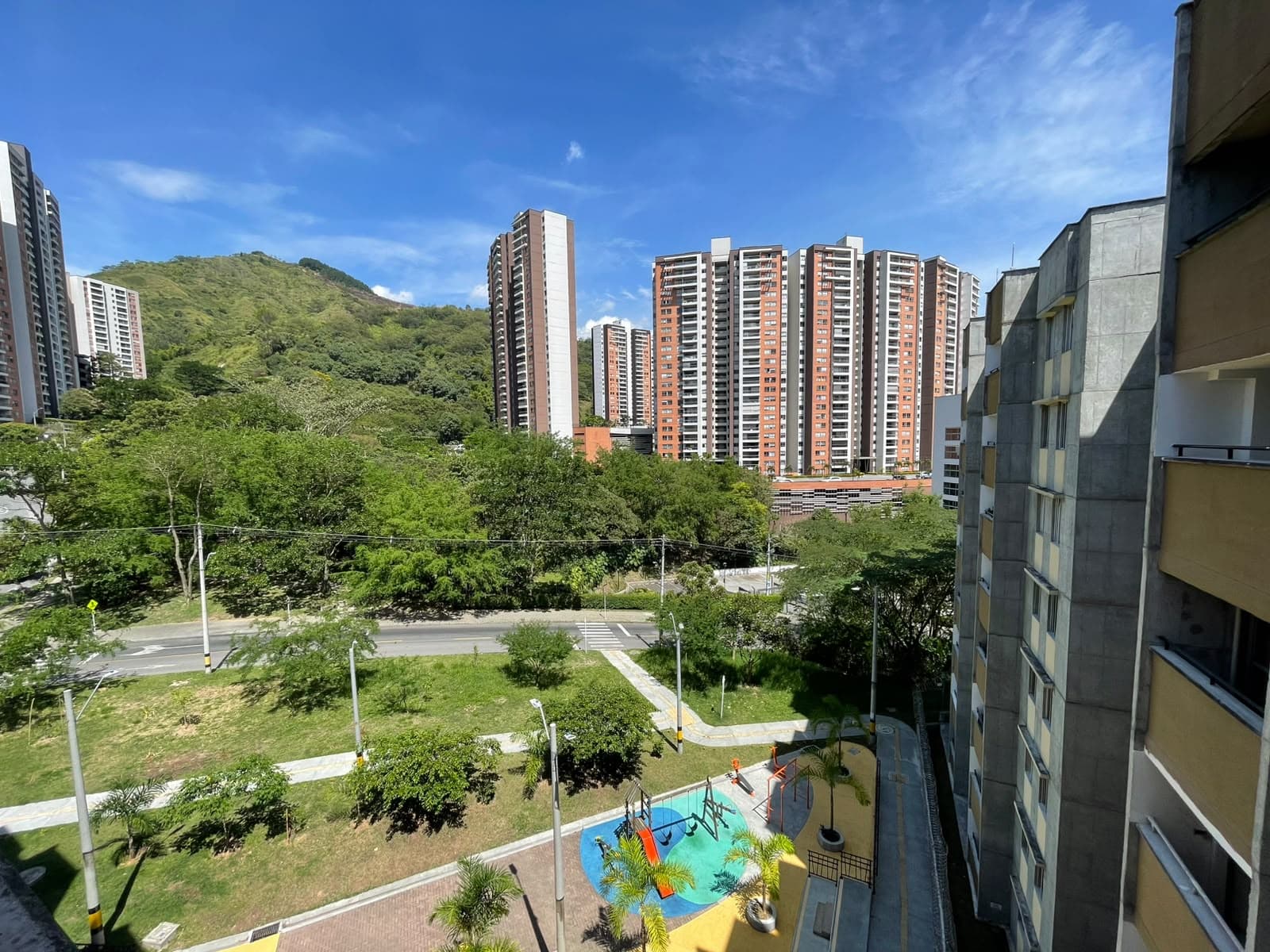 Apartamento en arriendo en La Loma de los Bernal, Belen, Medellín — foto 4 de 15