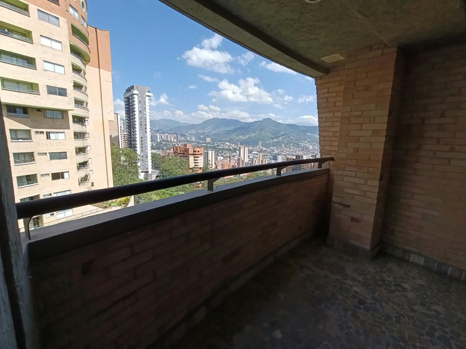 Apartamento en arriendo en Aves María, Sabaneta — foto 1 de 16