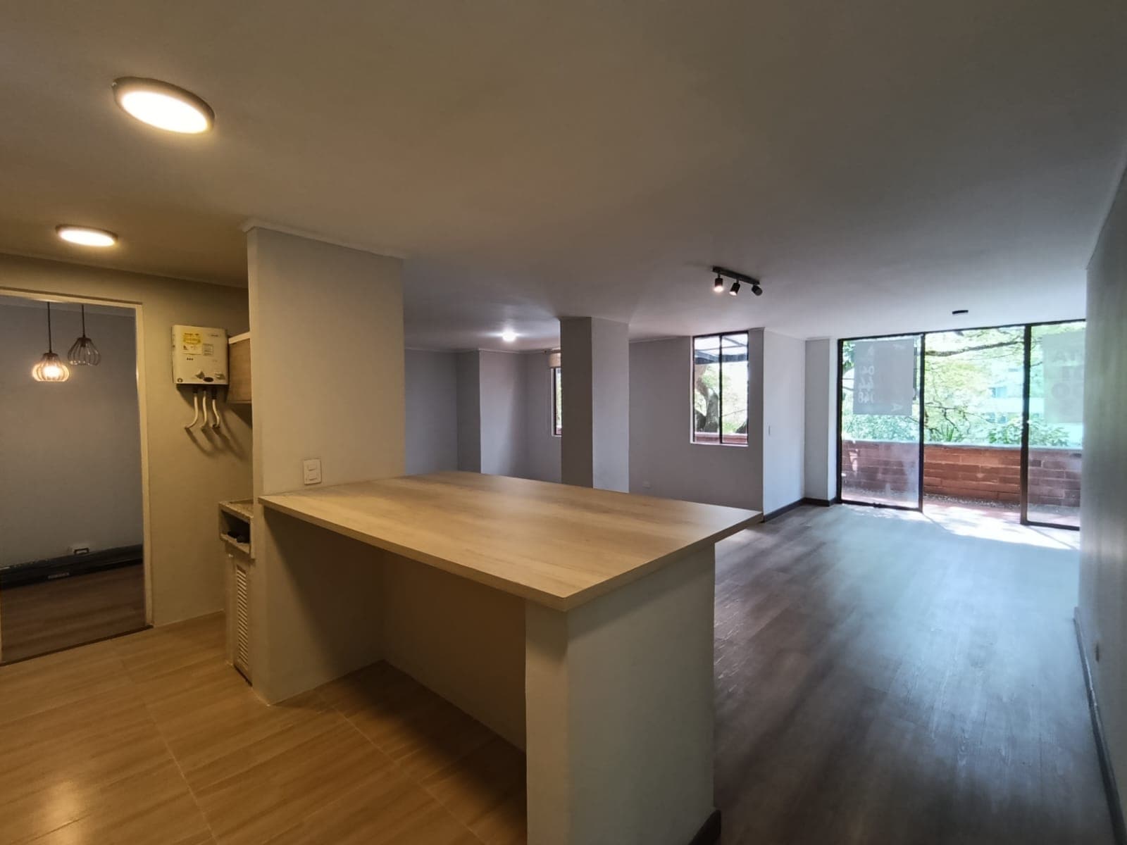 Apartaestudio en arriendo en Medellín — foto 5 de 12