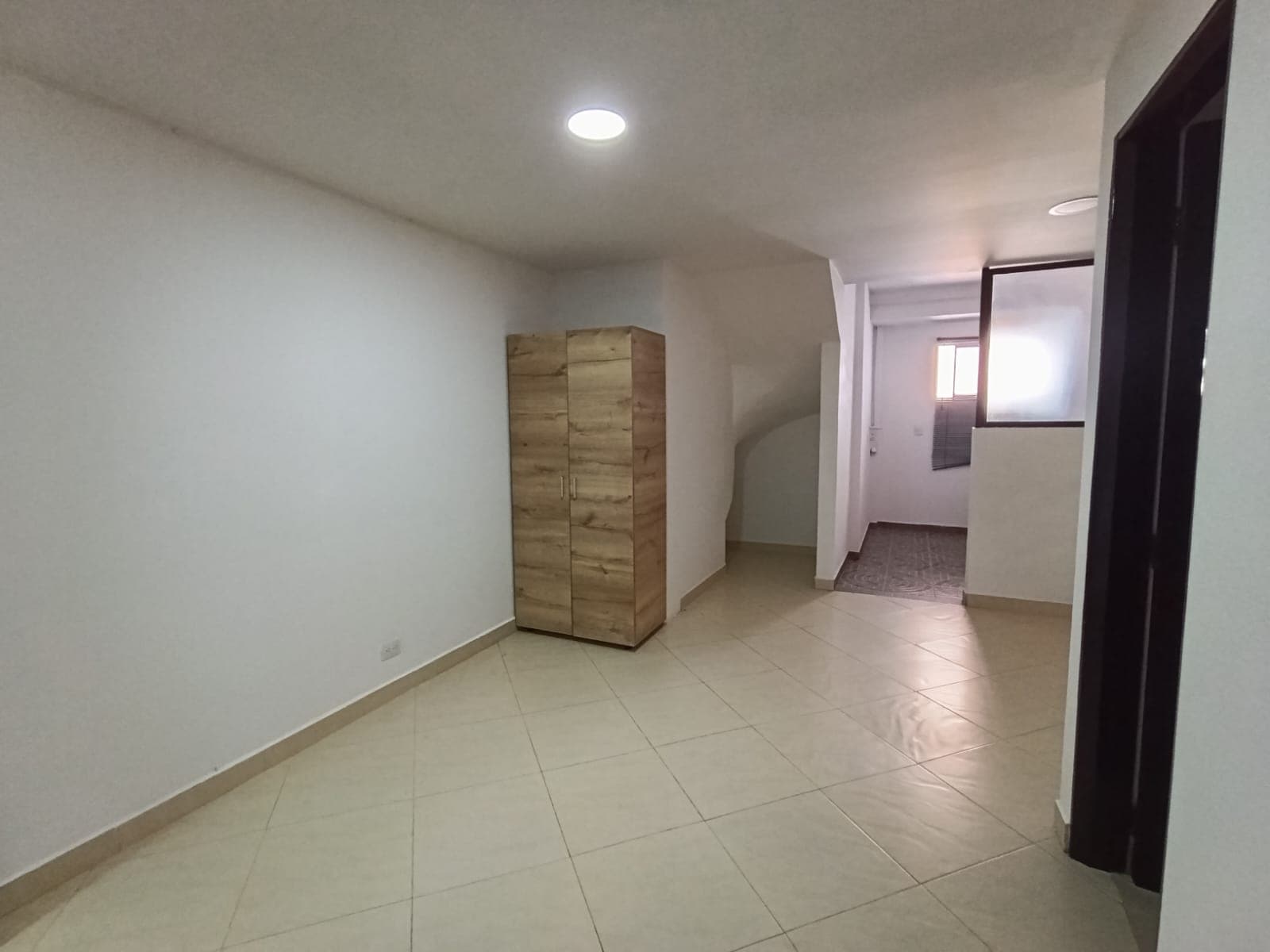 Apartaestudio en arriendo en Parque Sabaneta — foto 2 de 12