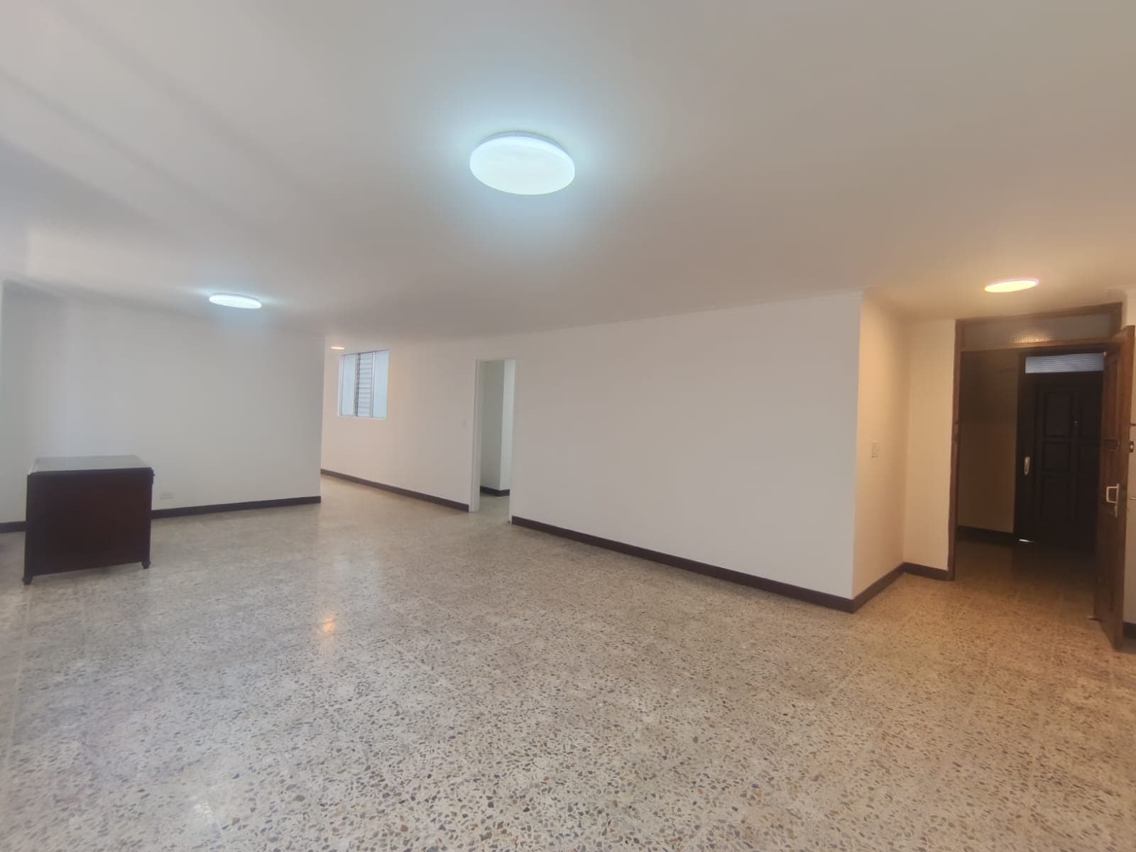 Apartamento en arriendo en Conquistadores, Laureles, Medellín — foto 2 de 20