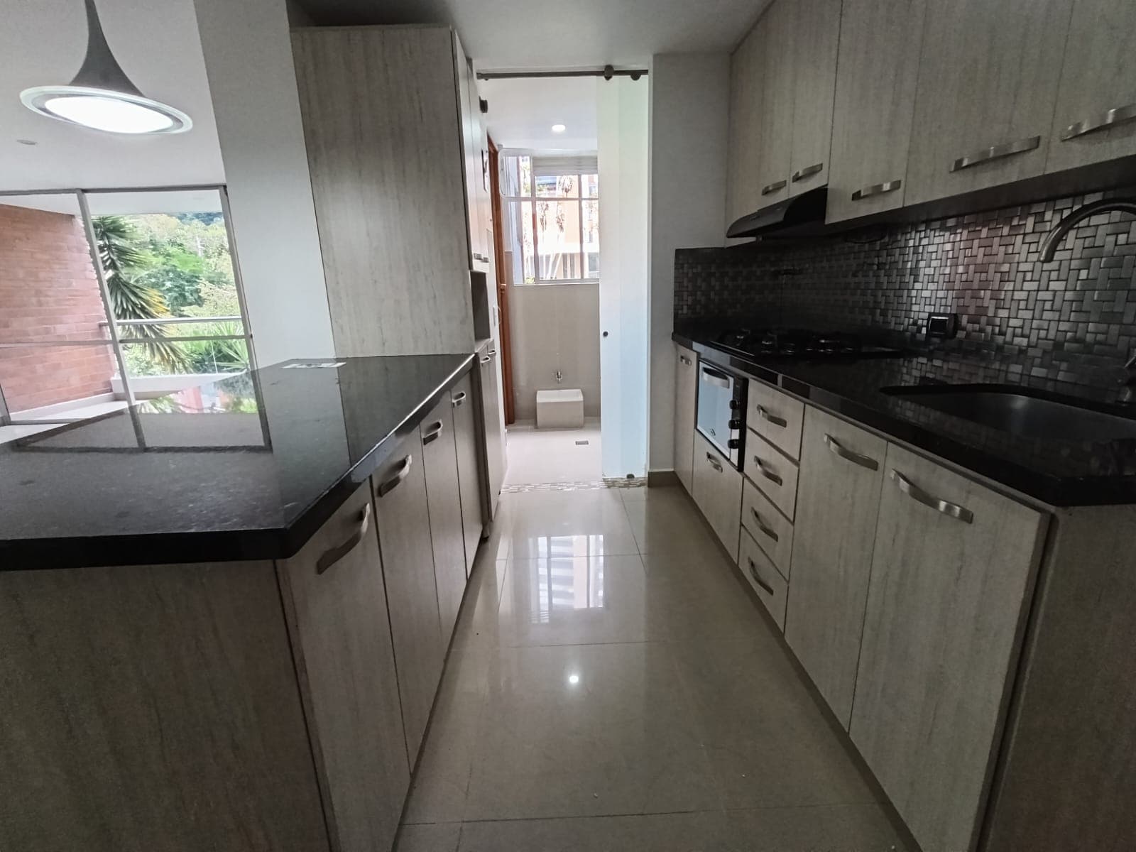 Apartamento en arriendo en Loma de las Brujas, Envigado — foto 2 de 15