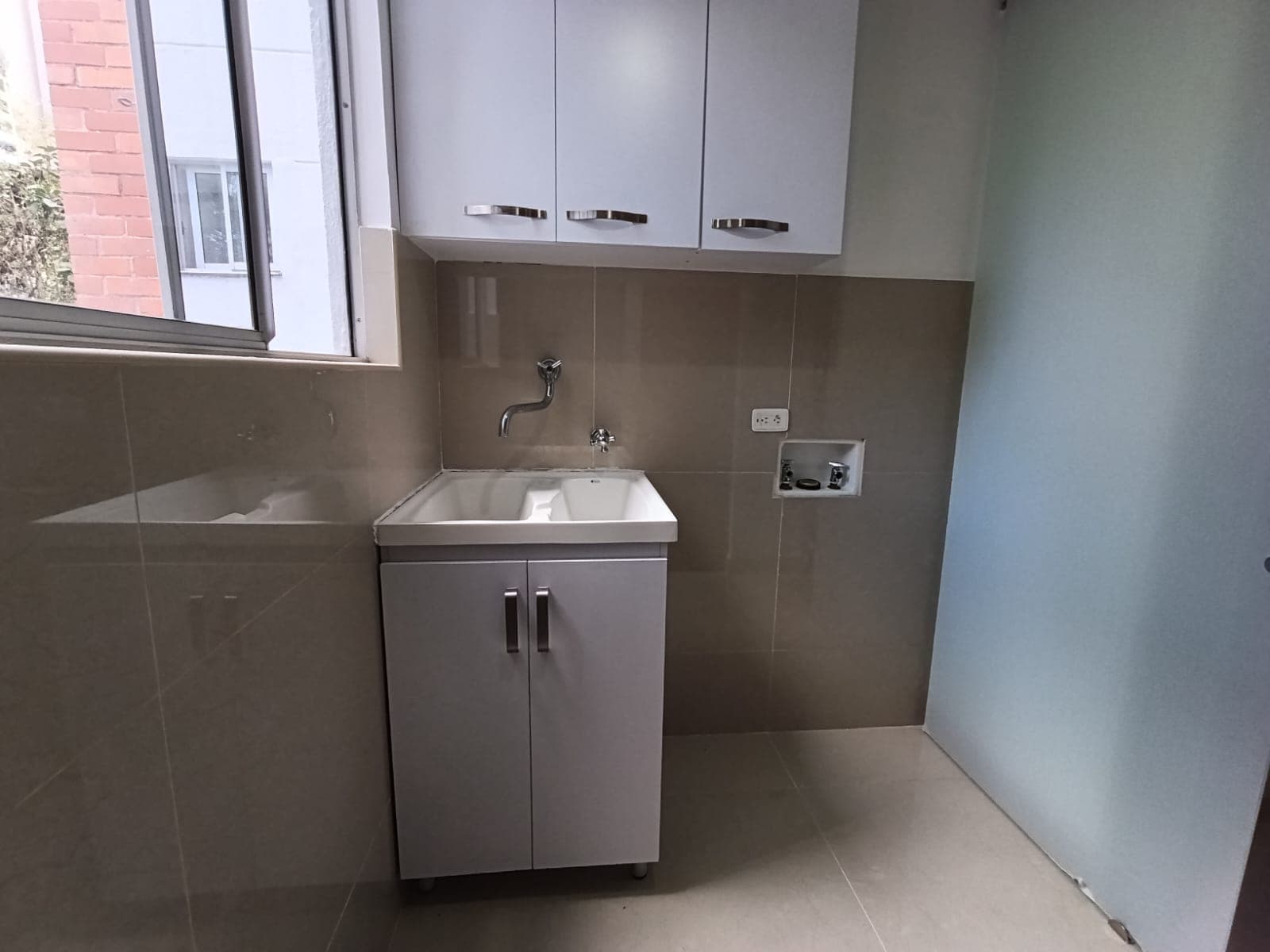Apartamento en arriendo en Loma de las Brujas, Envigado — foto 4 de 15