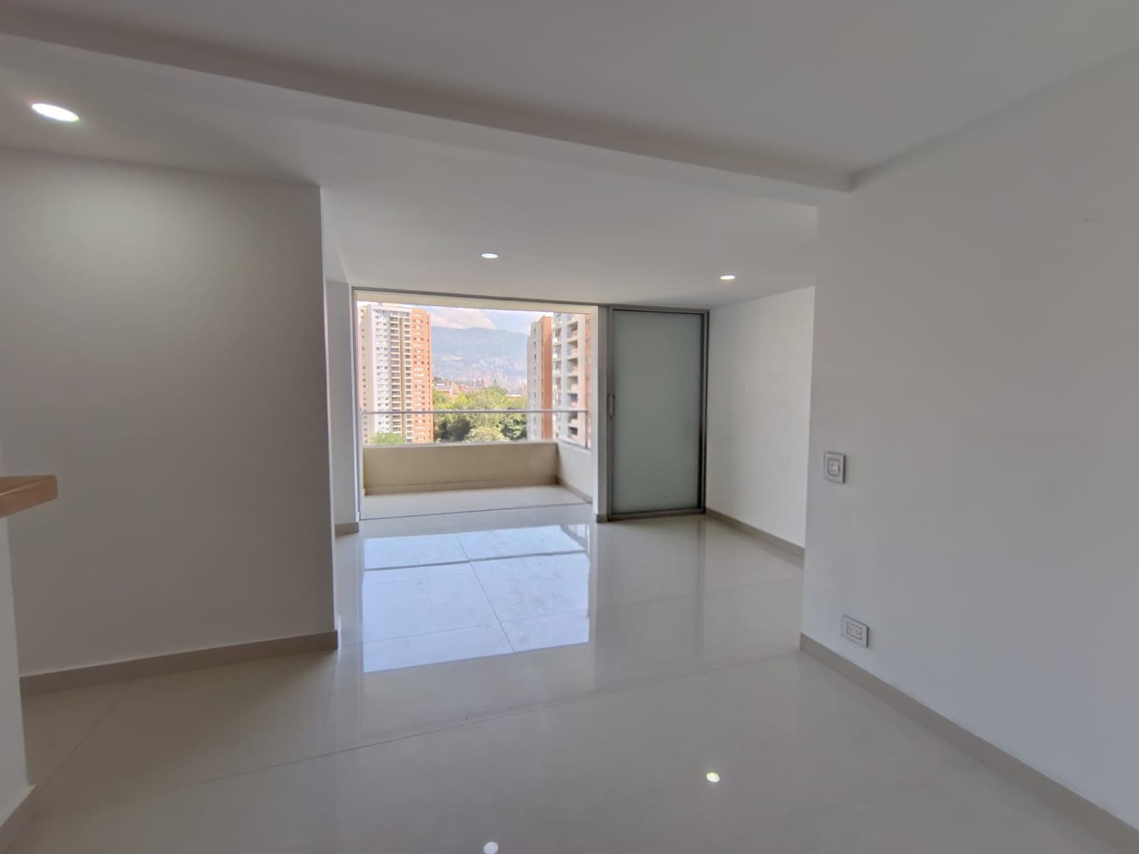 Apartamento en arriendo en La Loma de los Bernal, Belen, Medellín — foto 4 de 20