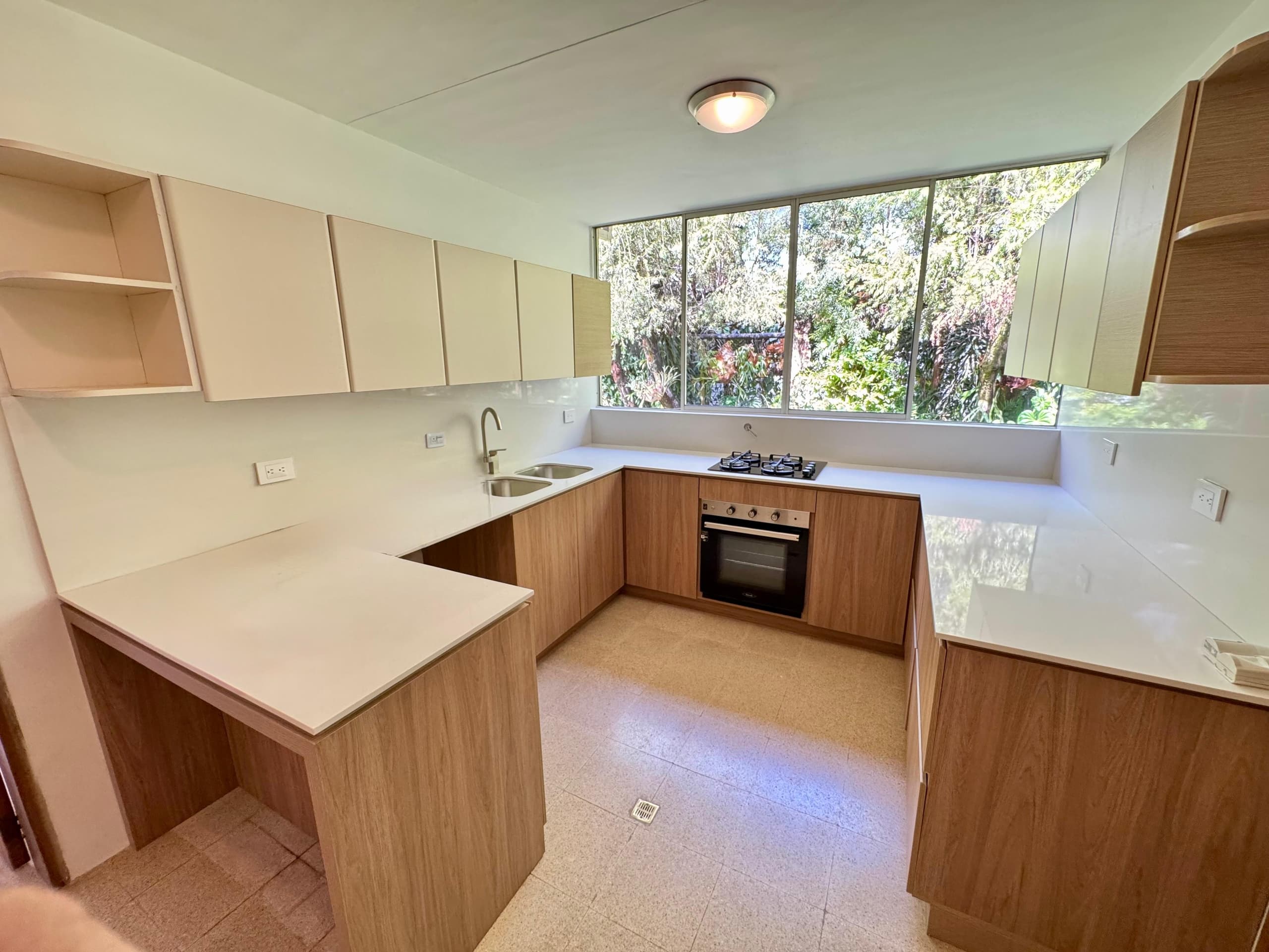 Casa Vivienda en arriendo en San Lucas, El Poblado, Medellín — foto 2 de 20