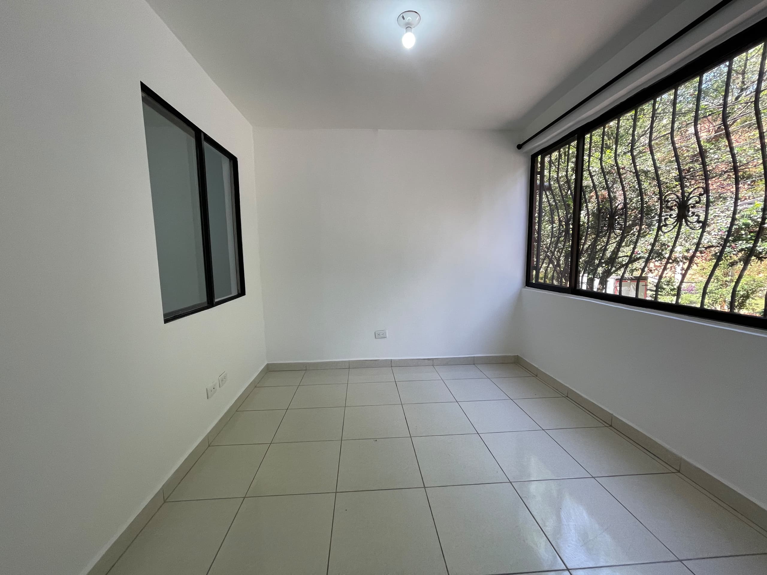 Casa Vivienda en arriendo en Las Playas, Belen, Medellín — foto 3 de 18