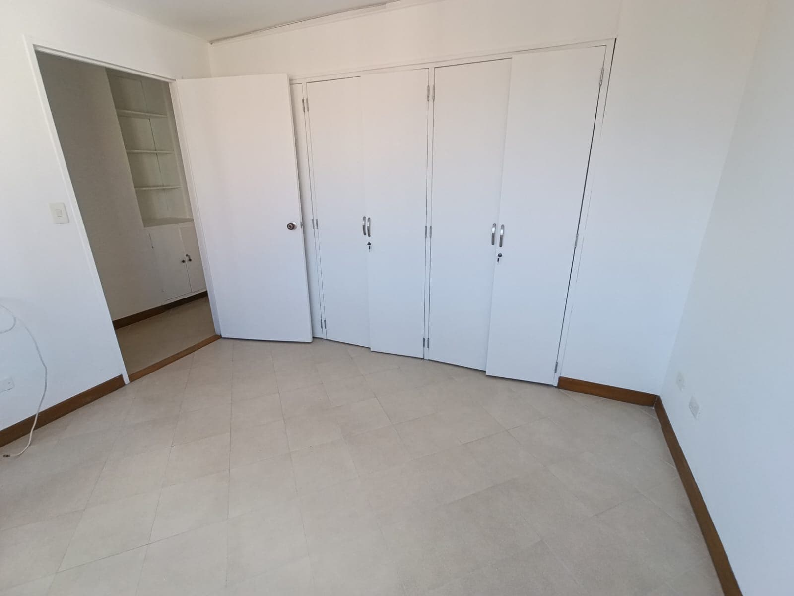 Apartamento en arriendo en Laureles Medellín — foto 2 de 15