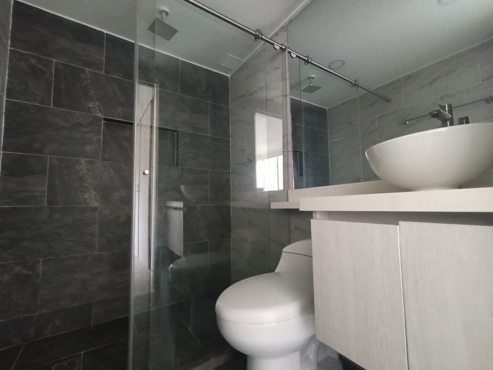 Apartamento en arriendo en Loma San José Sabaneta — foto 5 de 16