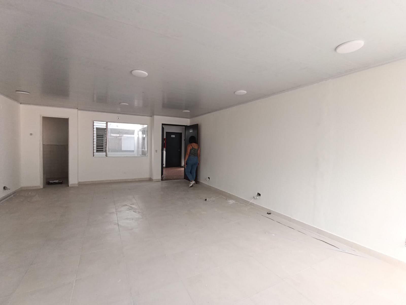Oficina en arriendo en Parque de Envigado — foto 4 de 8