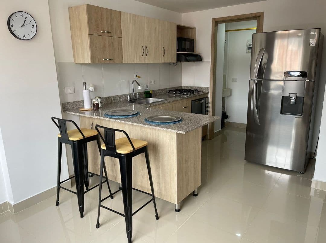 Apartamento en arriendo en Parque Sabaneta — foto 3 de 14