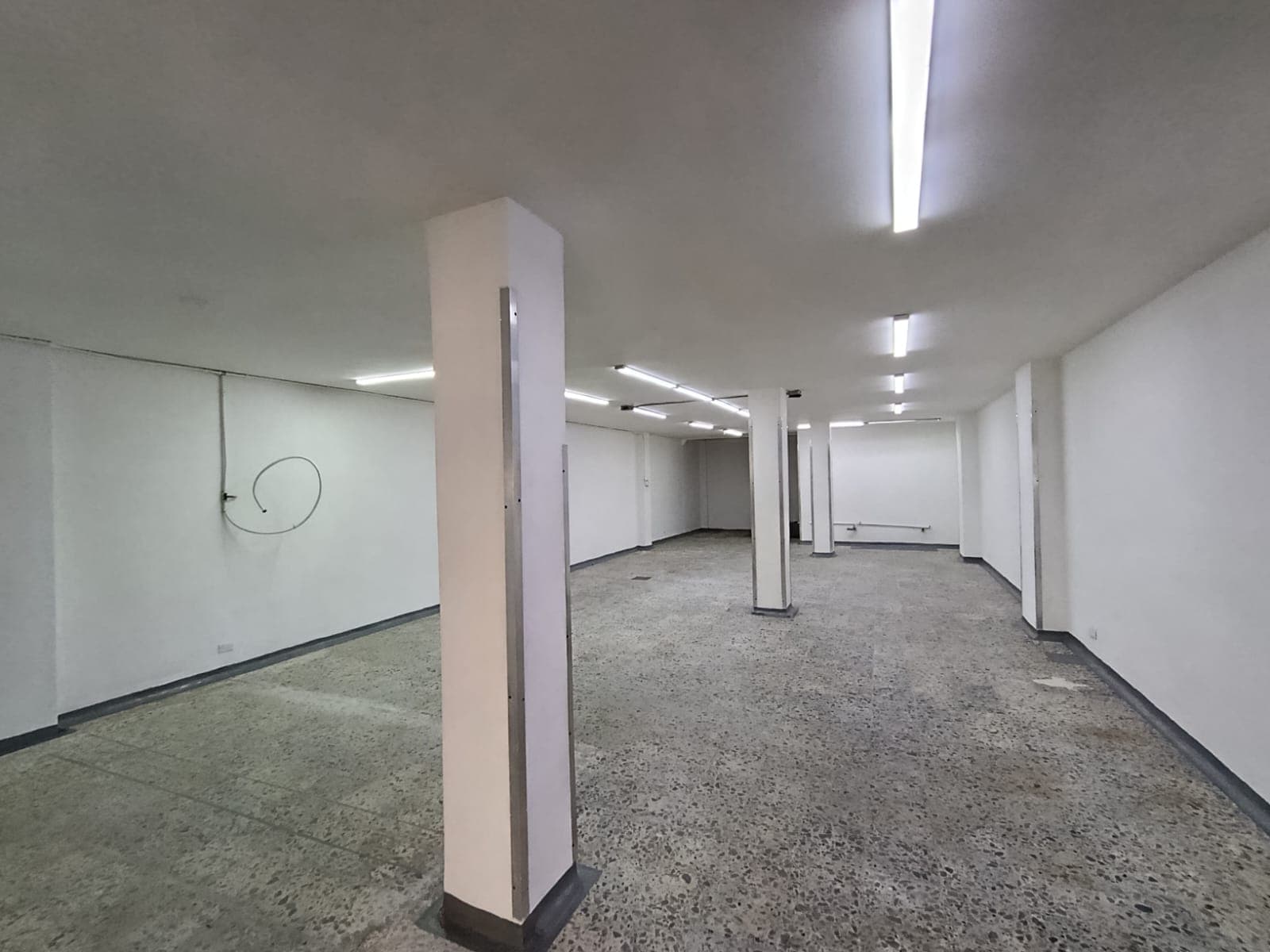 Local en arriendo en Holanda, Sabaneta — foto 2 de 13