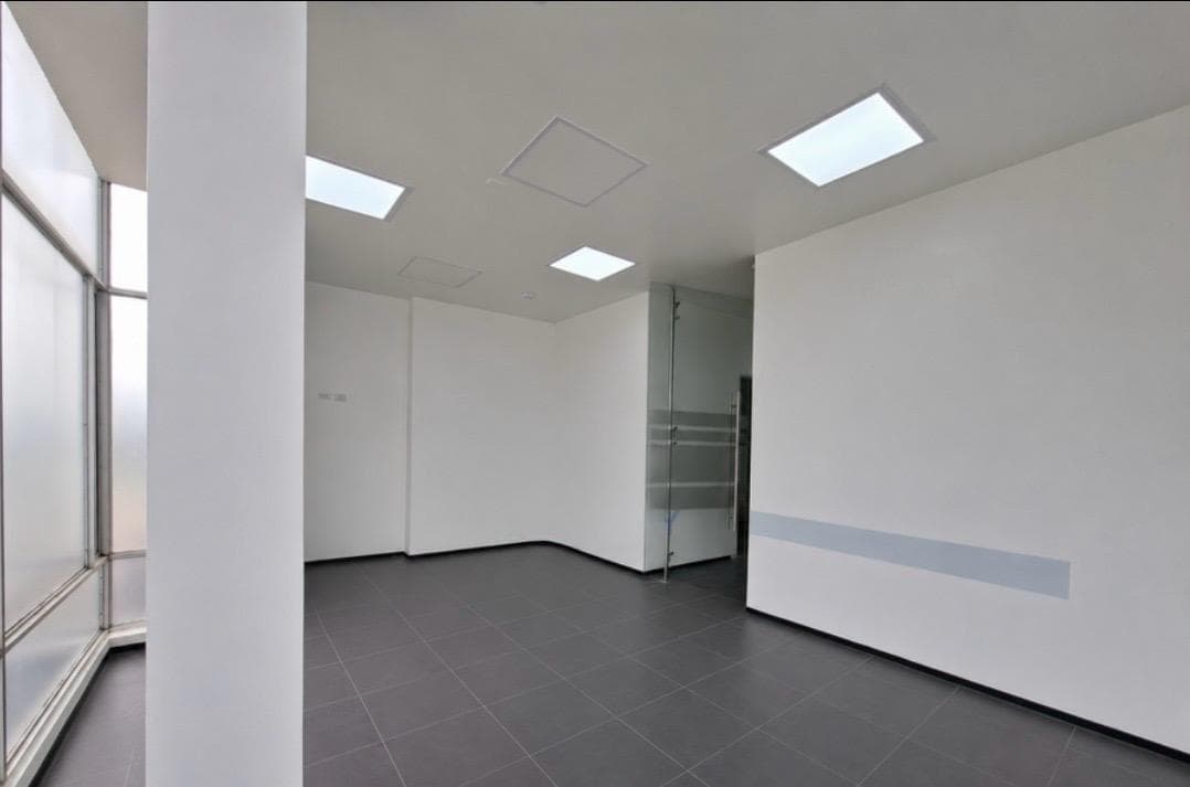 Oficina en arriendo en Colina Campestre, Suba, Bogotá, D.C. — foto 2 de 11