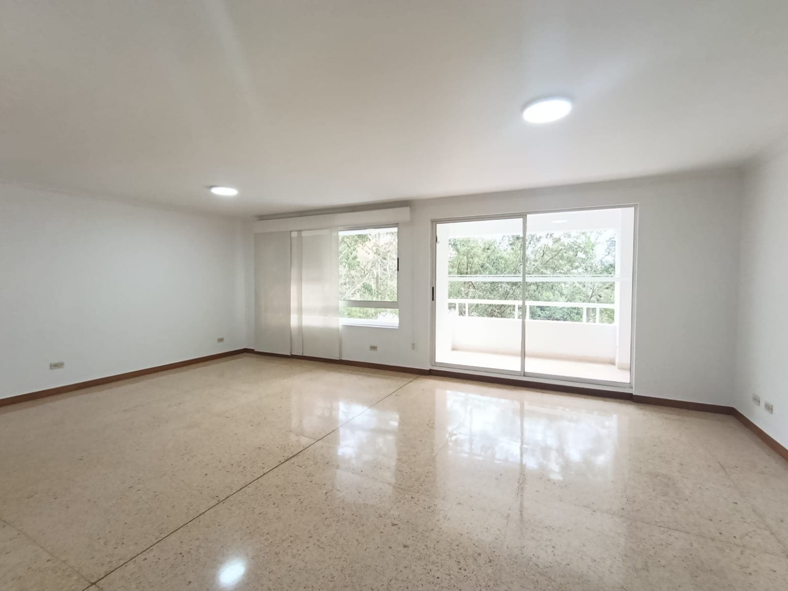 Apartamento en arriendo en San Lucas, El Poblado, Medellín — foto 2 de 17