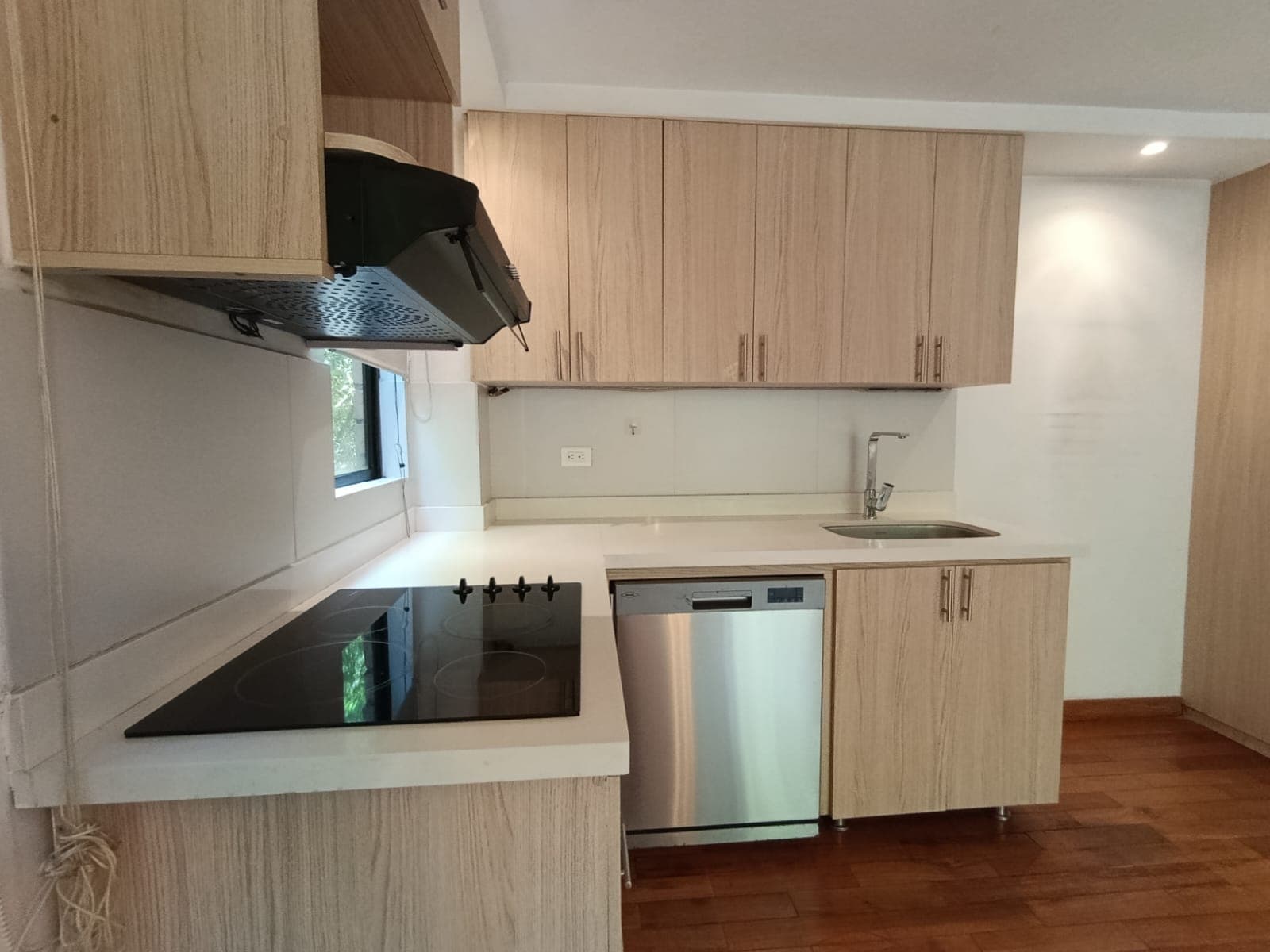 Apartamento en arriendo en Lalinde, El Poblado, Medellín — foto 3 de 20
