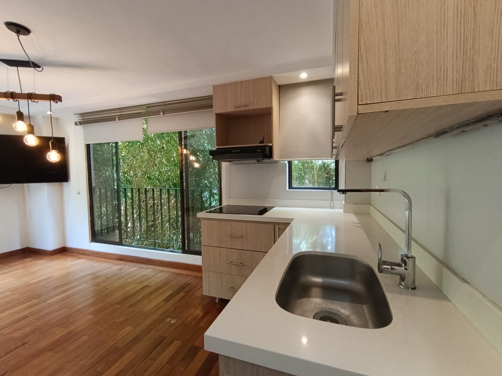 Apartamento en arriendo en Lalinde, El Poblado, Medellín — foto 5 de 20