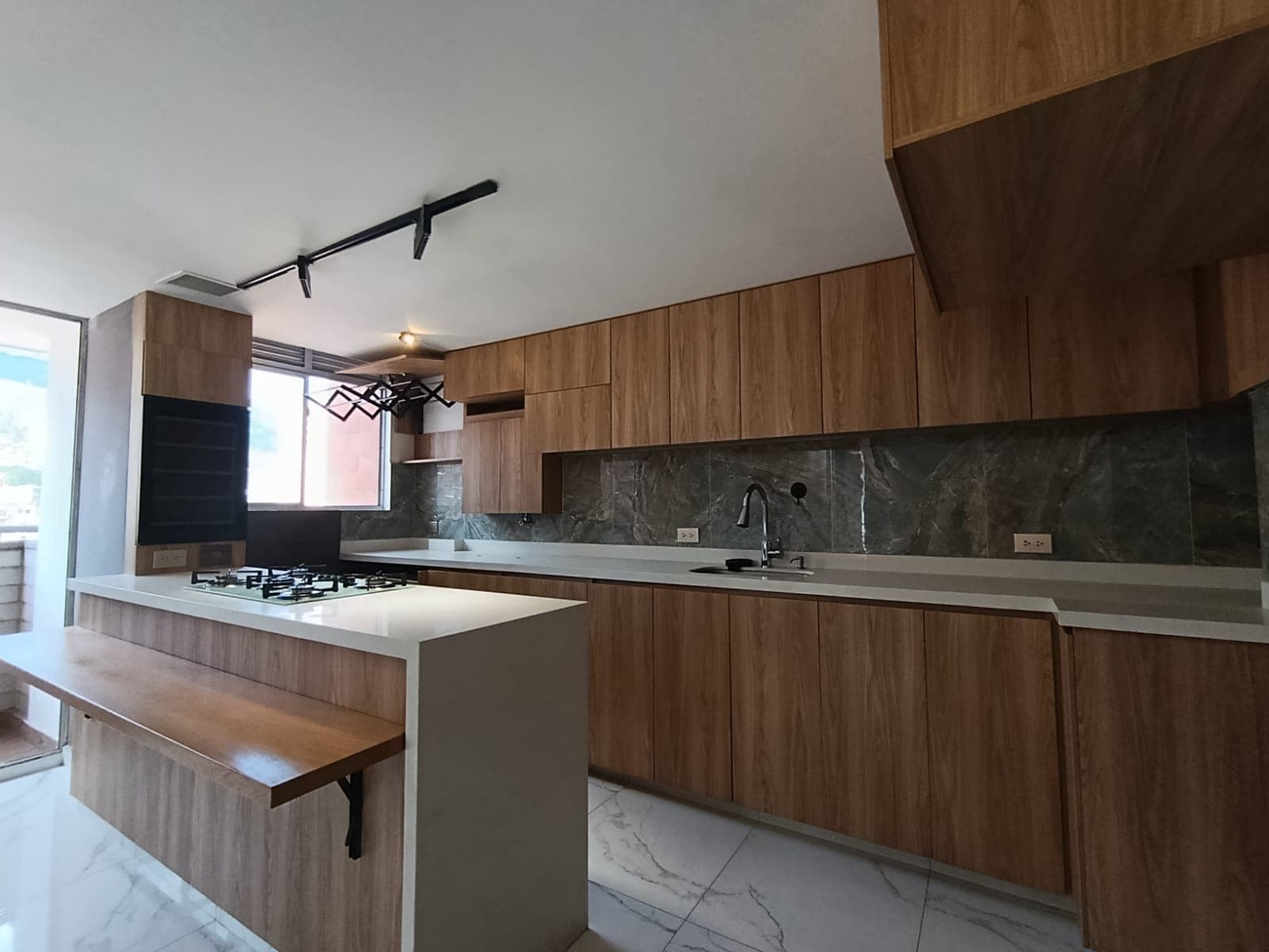 Apartamento en arriendo en Niquia, Bello — foto 3 de 19