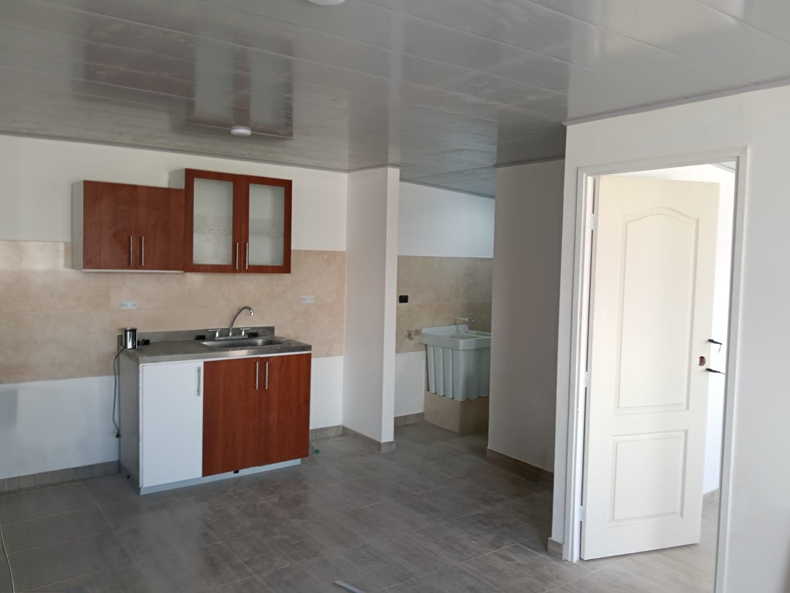 Apartamento en arriendo en Puente Aranda, Bogotá, D.C. — foto 4 de 10