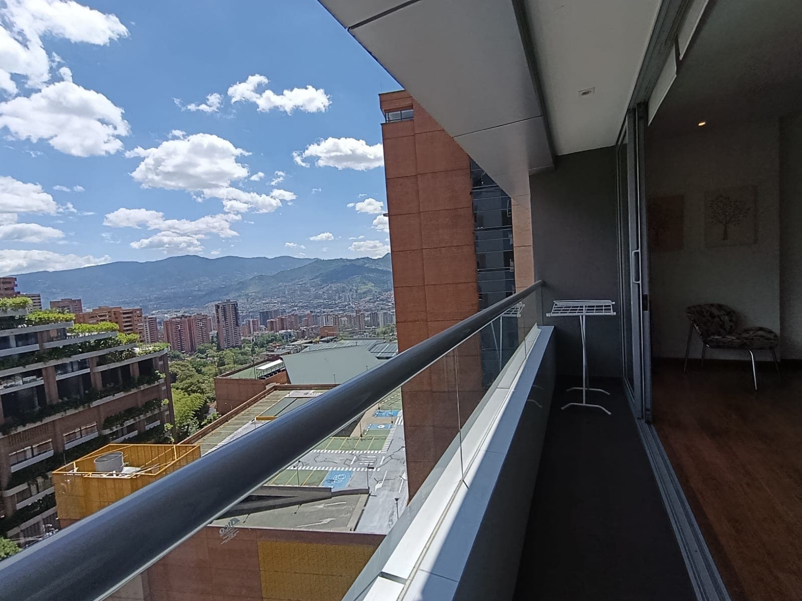 Apartaestudio en arriendo en Medellín — foto 3 de 17