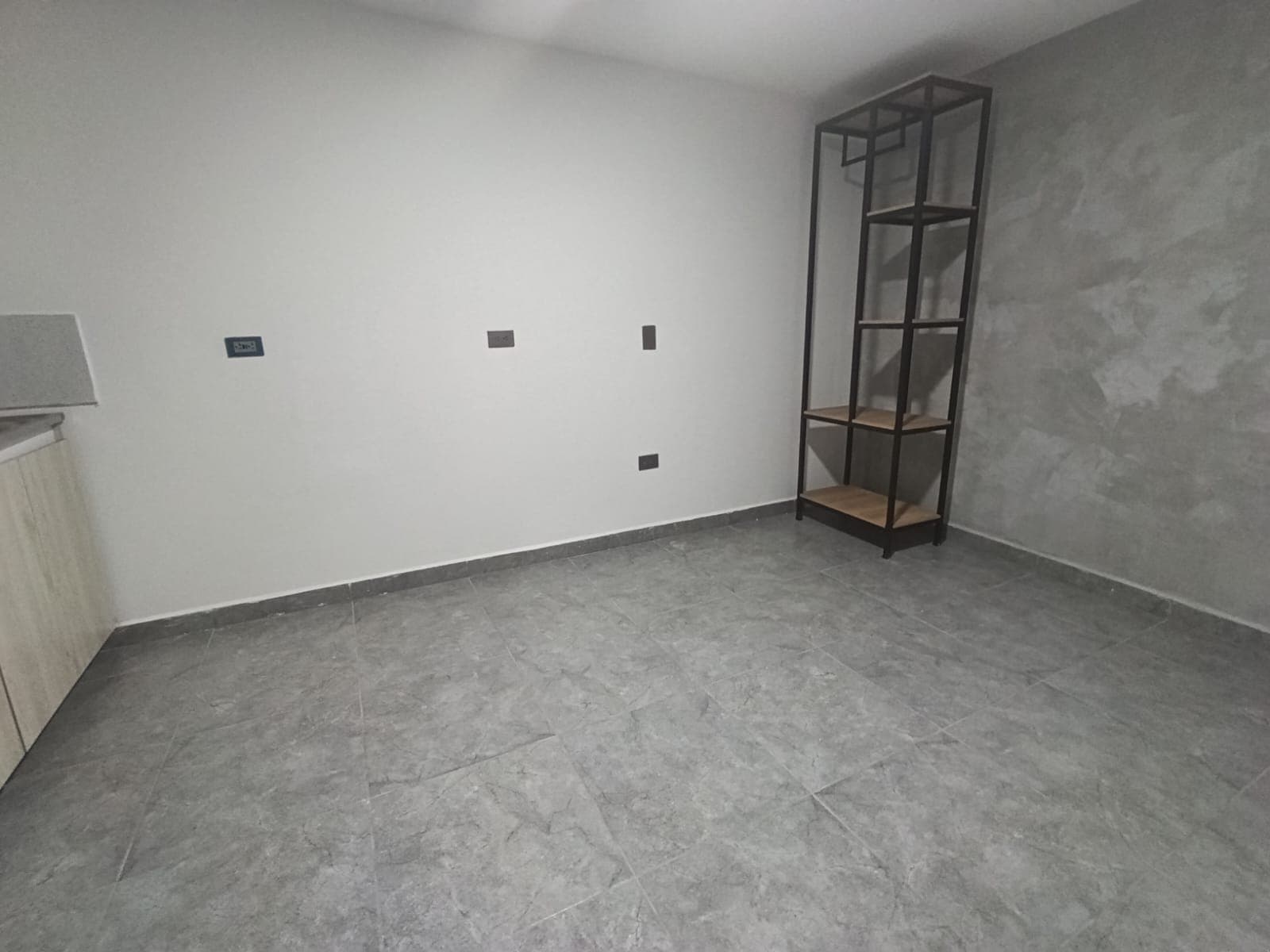 Apartaestudio en arriendo en El Dorado Envigado — foto 3 de 13