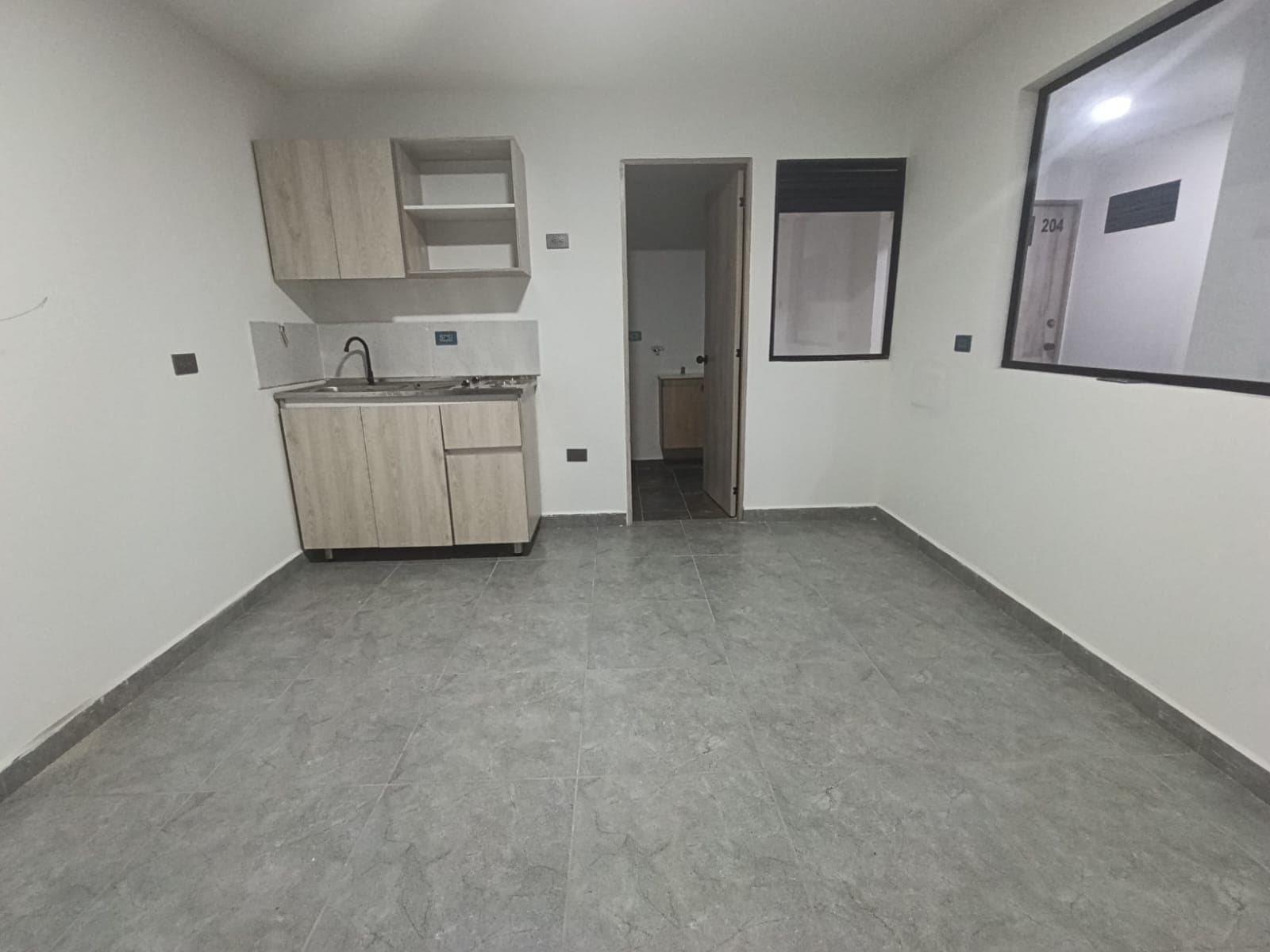 Apartaestudio en arriendo en El Dorado Envigado — foto 3 de 12