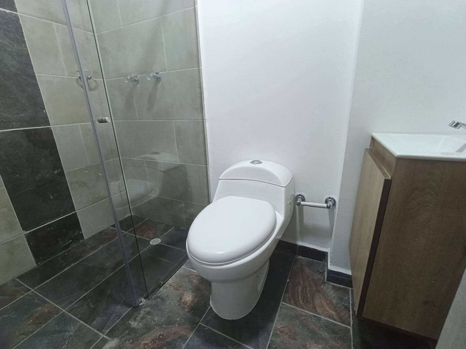 Apartaestudio en arriendo en El Dorado Envigado — foto 4 de 11