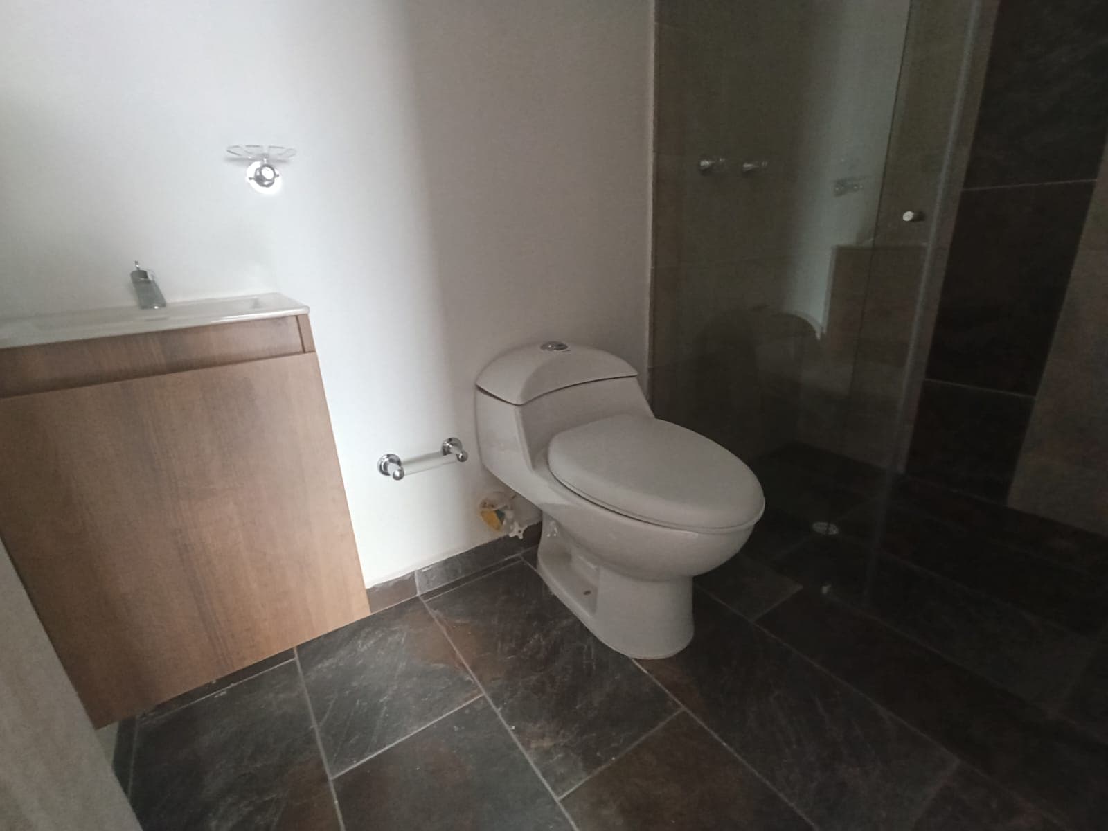 Apartaestudio en arriendo en El Dorado Envigado — foto 2 de 12
