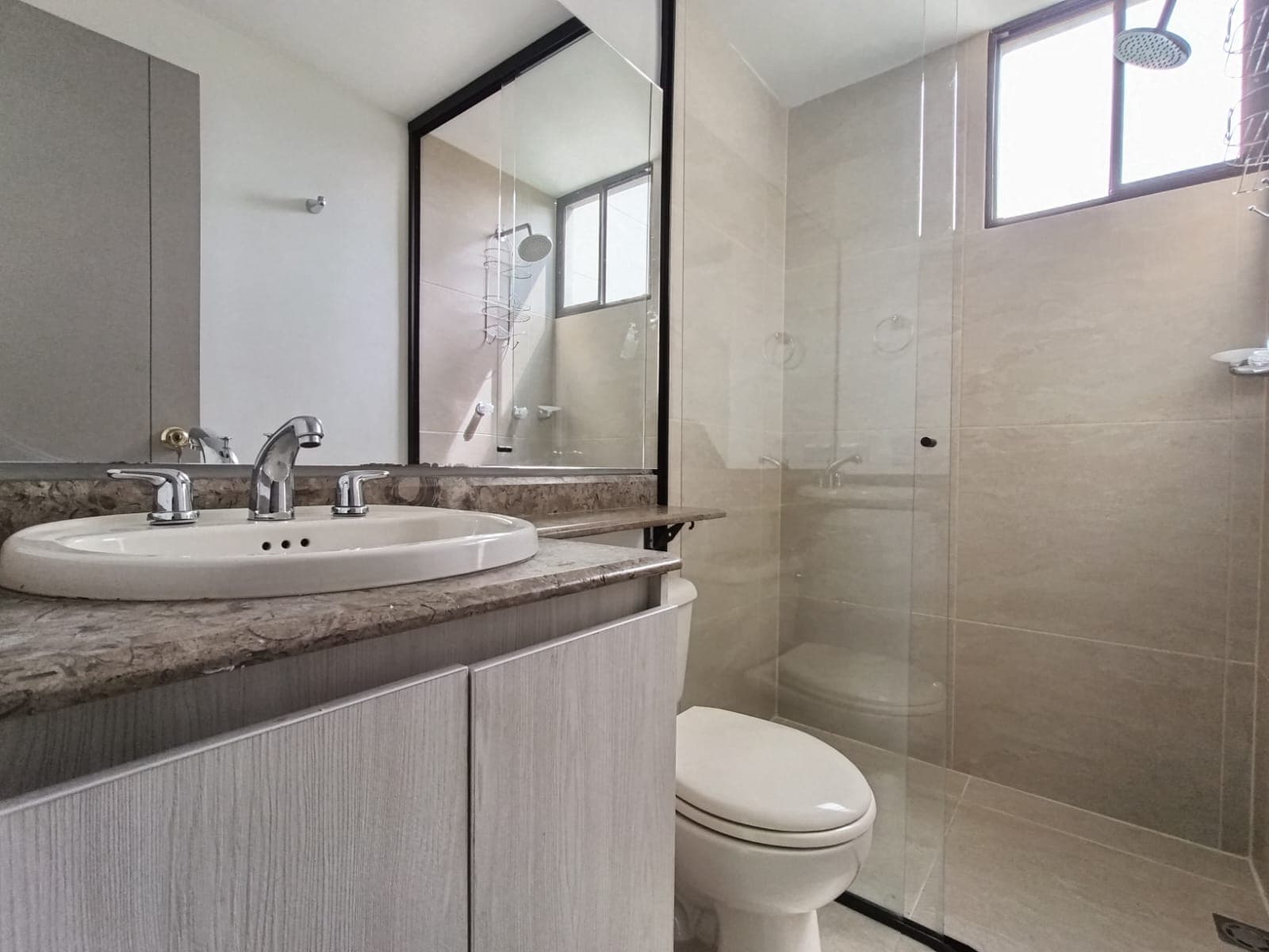 Apartamento en arriendo en Las Lomas, El Poblado, Medellín — foto 5 de 18