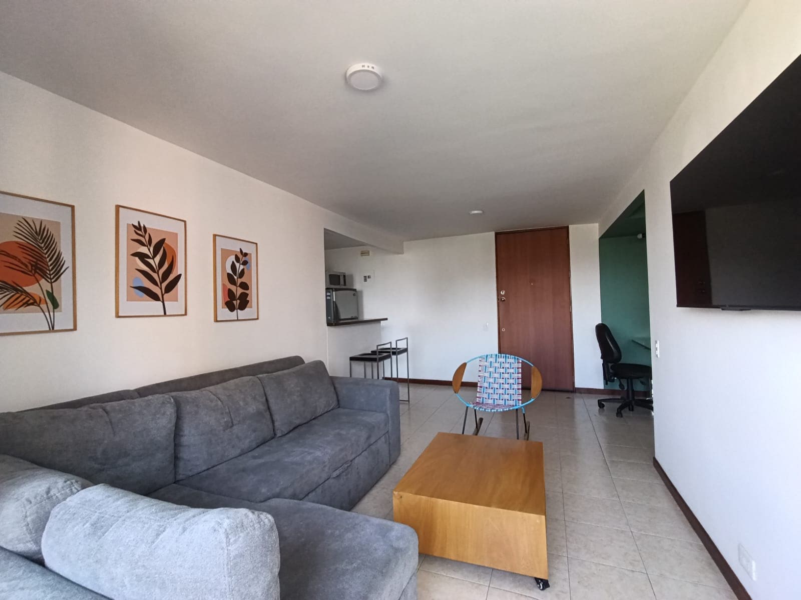 Apartamento en arriendo en Aguacatala, El Poblado, Medellín — foto 5 de 9