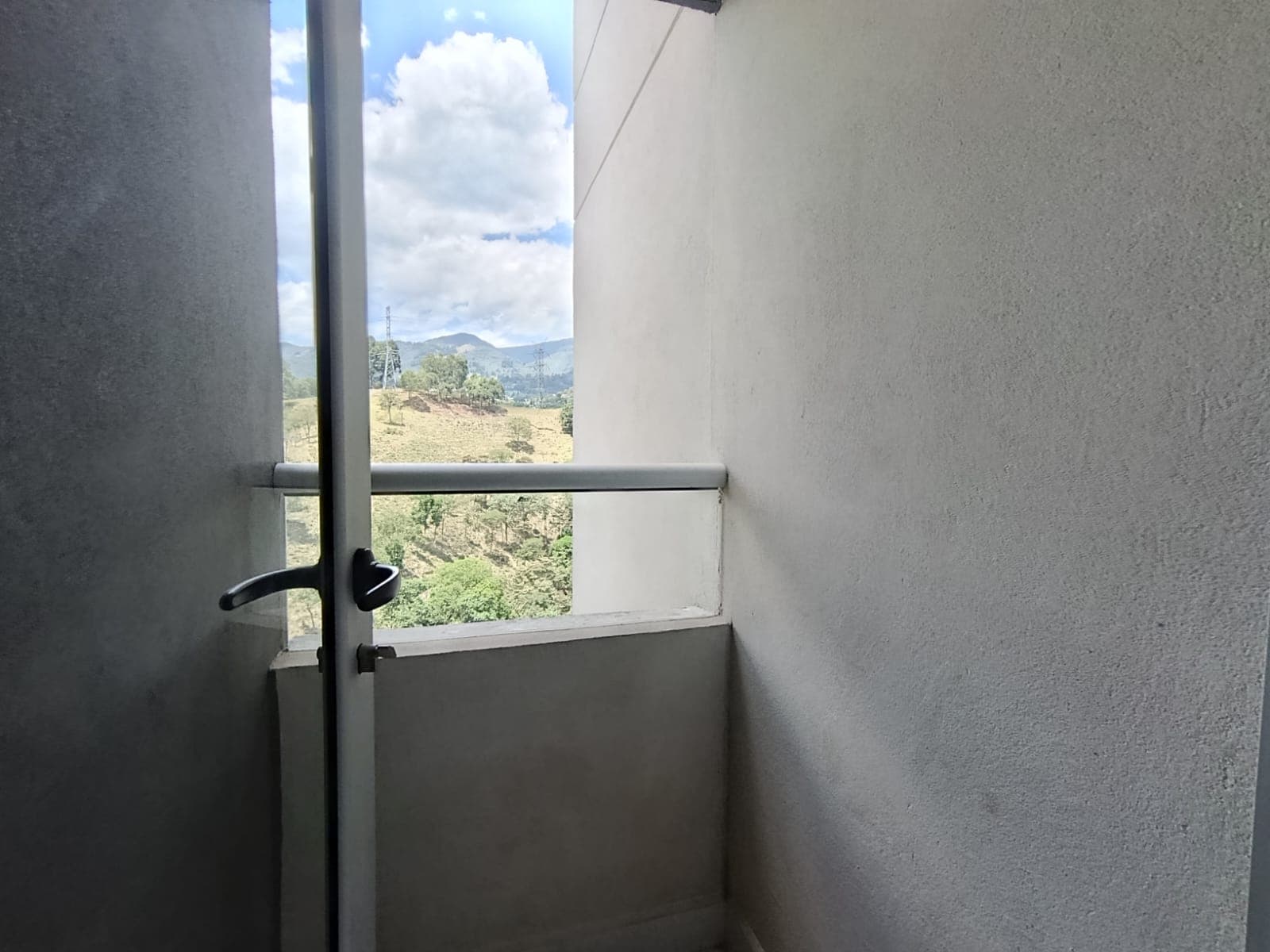 Apartamento en arriendo en Holanda, Sabaneta — foto 4 de 17
