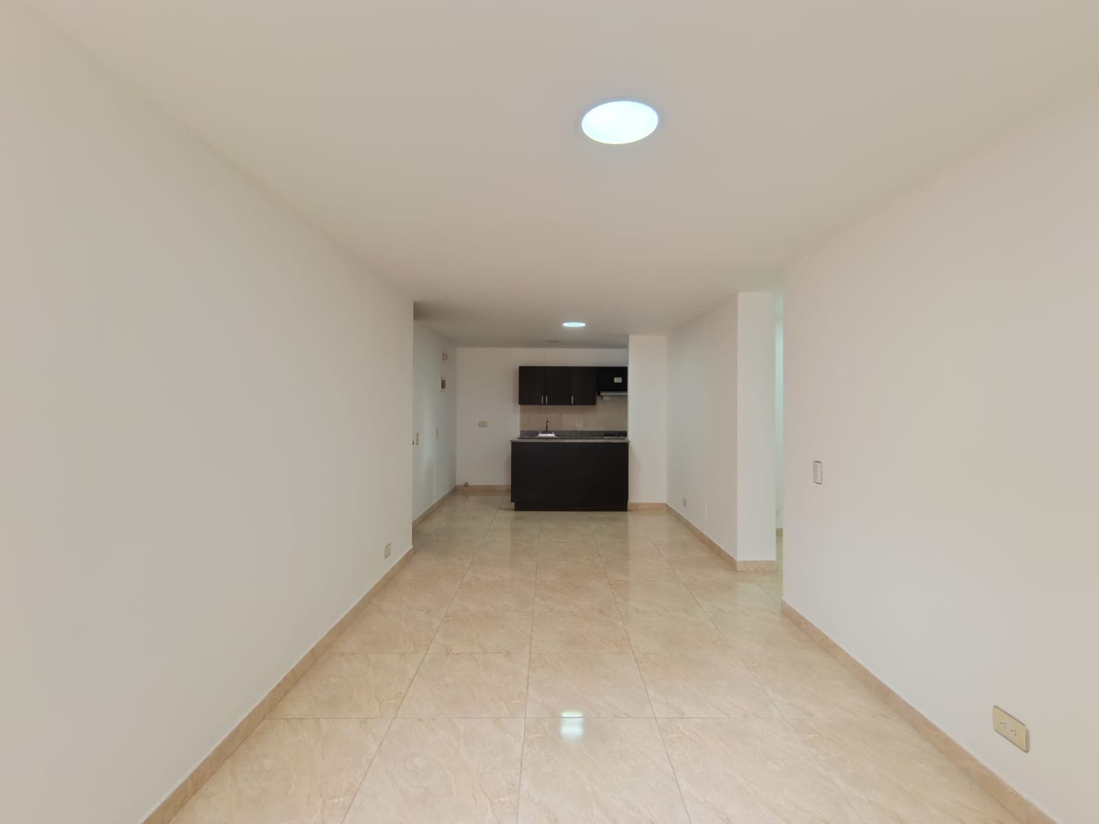 Apartamento en arriendo en Ciudad del Rio, El Poblado, Medellín — foto 3 de 20