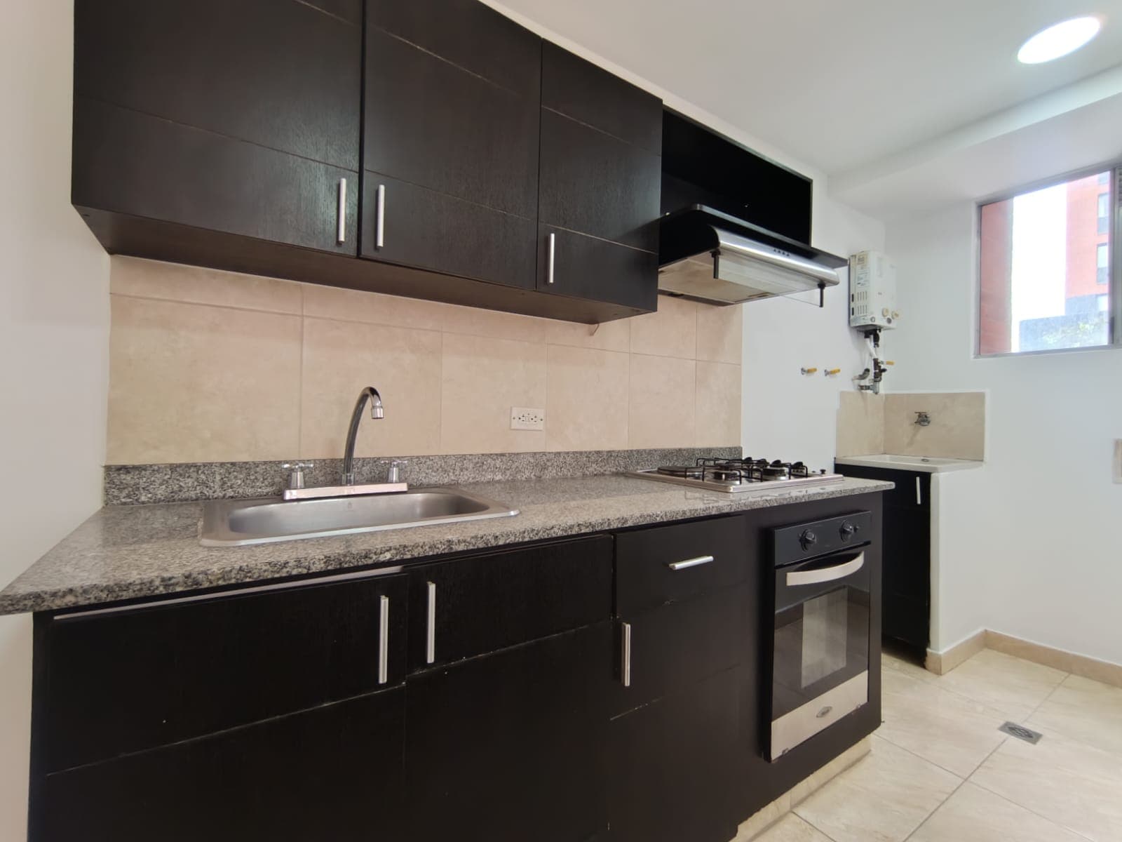 Apartamento en arriendo en Ciudad del Rio, El Poblado, Medellín — foto 5 de 20