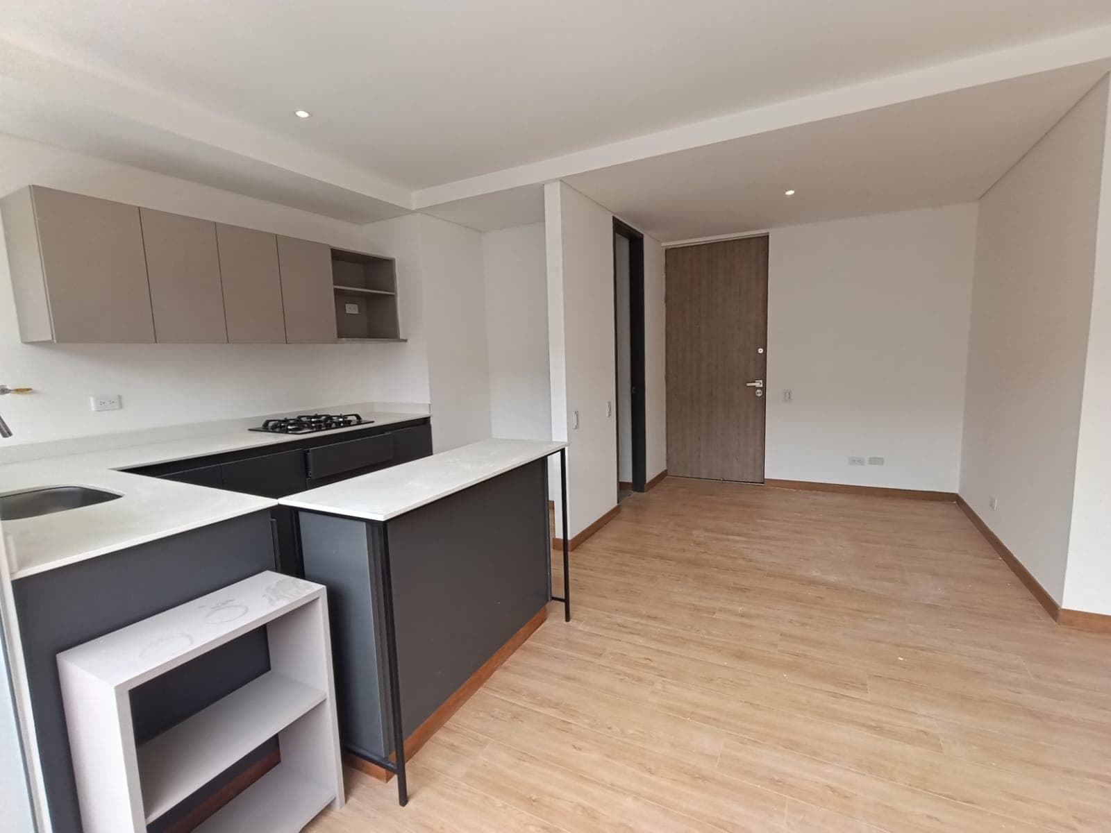 Apartamento en arriendo en La Ceja — foto 2 de 12
