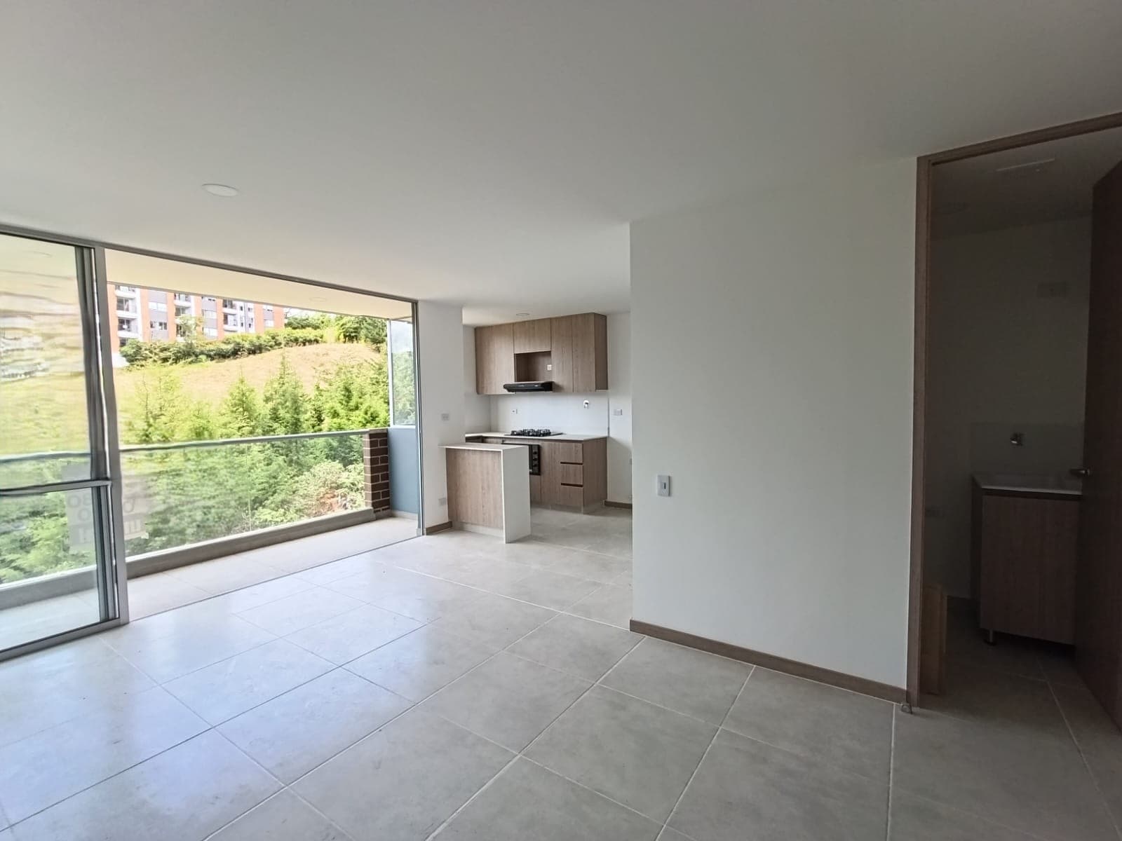 Apartamento en arriendo en La Ceja — foto 1 de 13