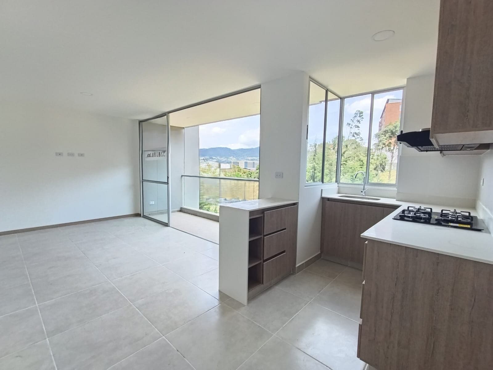 Apartamento en arriendo en La Ceja — foto 2 de 13