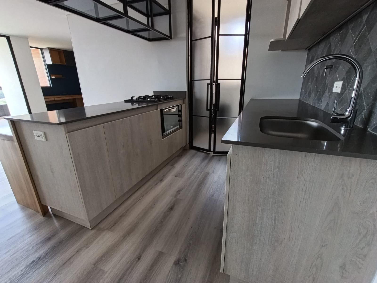 Apartamento en arriendo en Loma de las Brujas, Envigado — foto 4 de 19