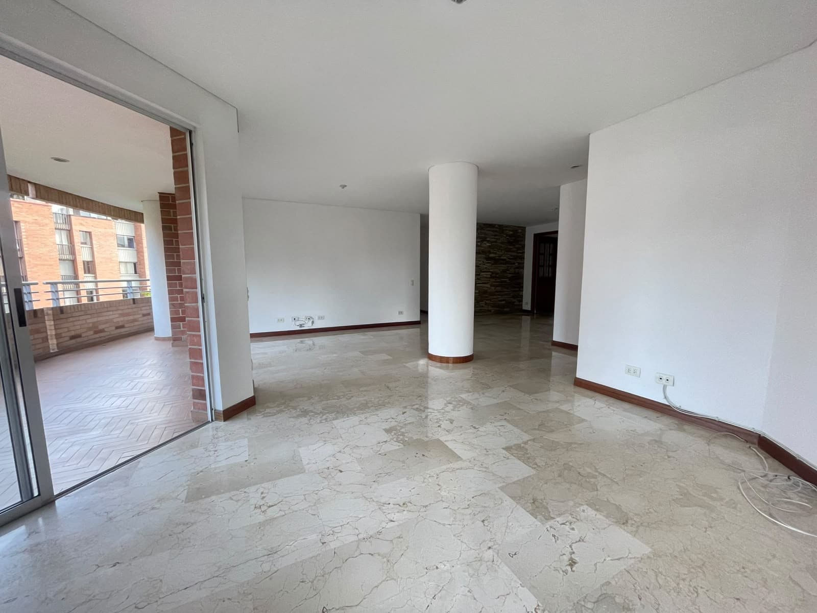 Apartamento en arriendo en Laureles Medellín — foto 1 de 20