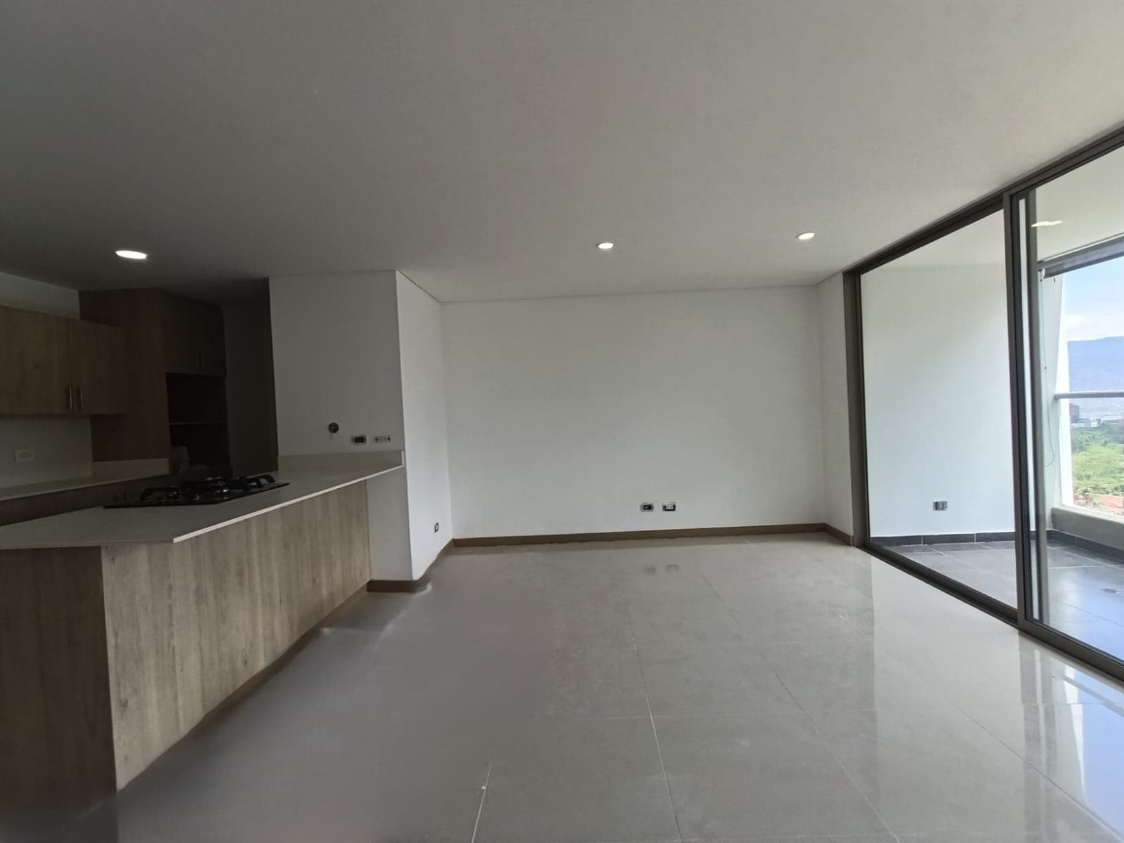 Apartamento en arriendo en Loma del Esmeraldal, Envigado — foto 4 de 17