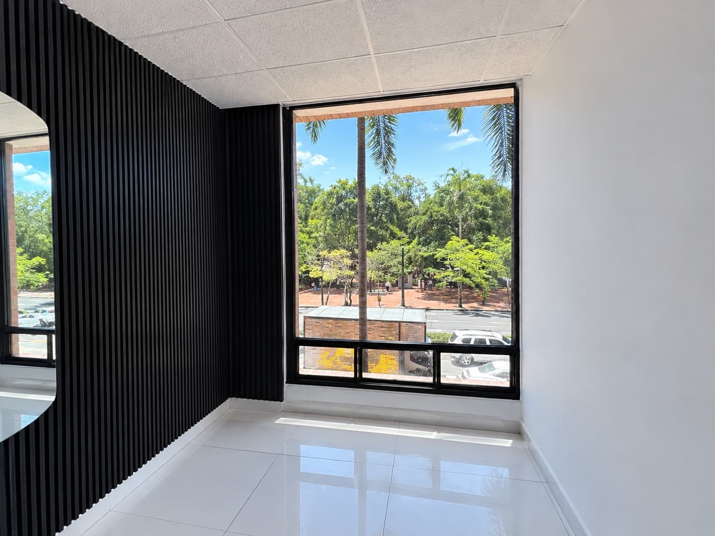 Local en arriendo en Parque Poblado, Medellín — foto 2 de 7