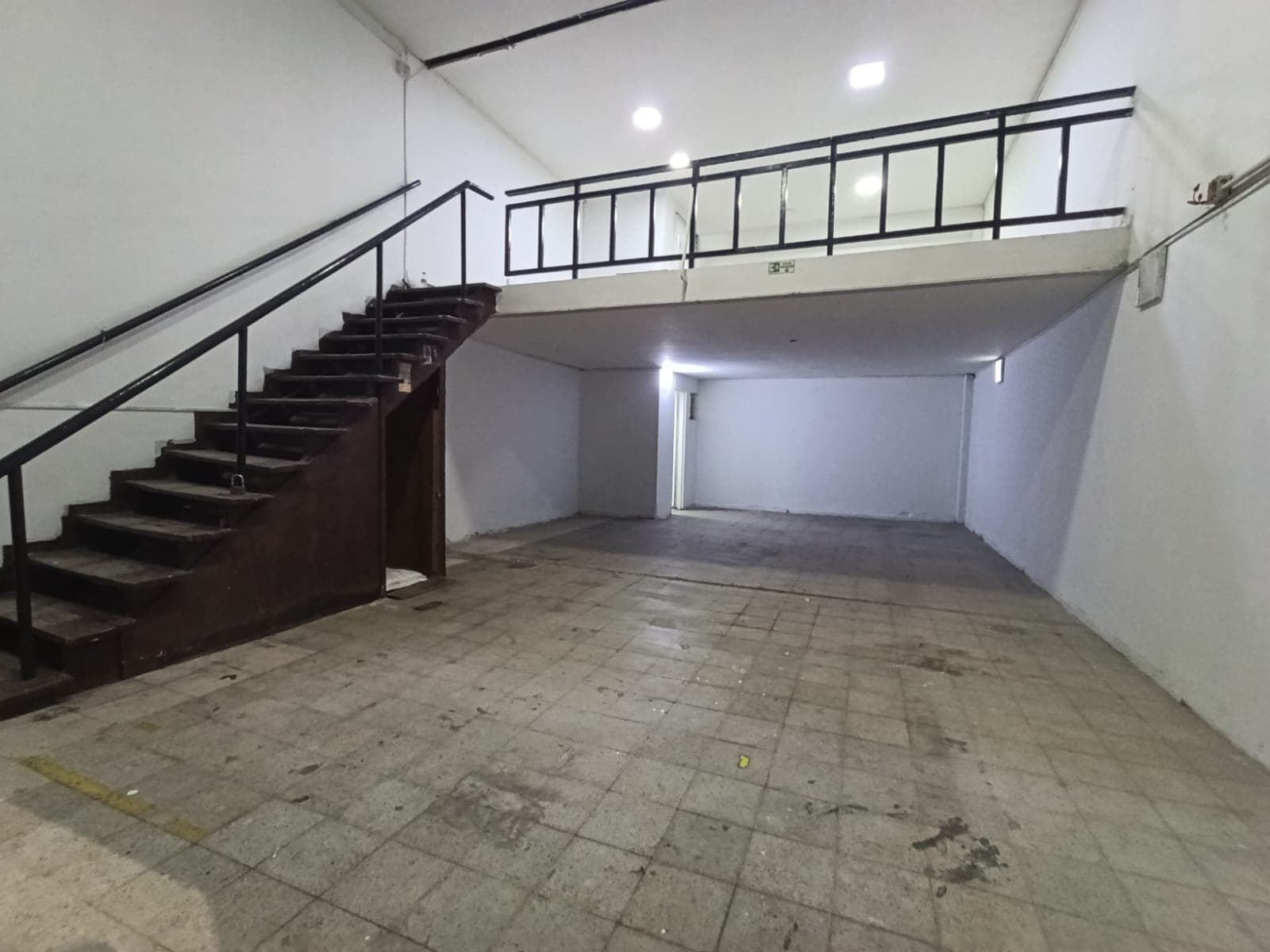 Local en arriendo en Perpetuo Socorro, Centro, Medellín — foto 1 de 15