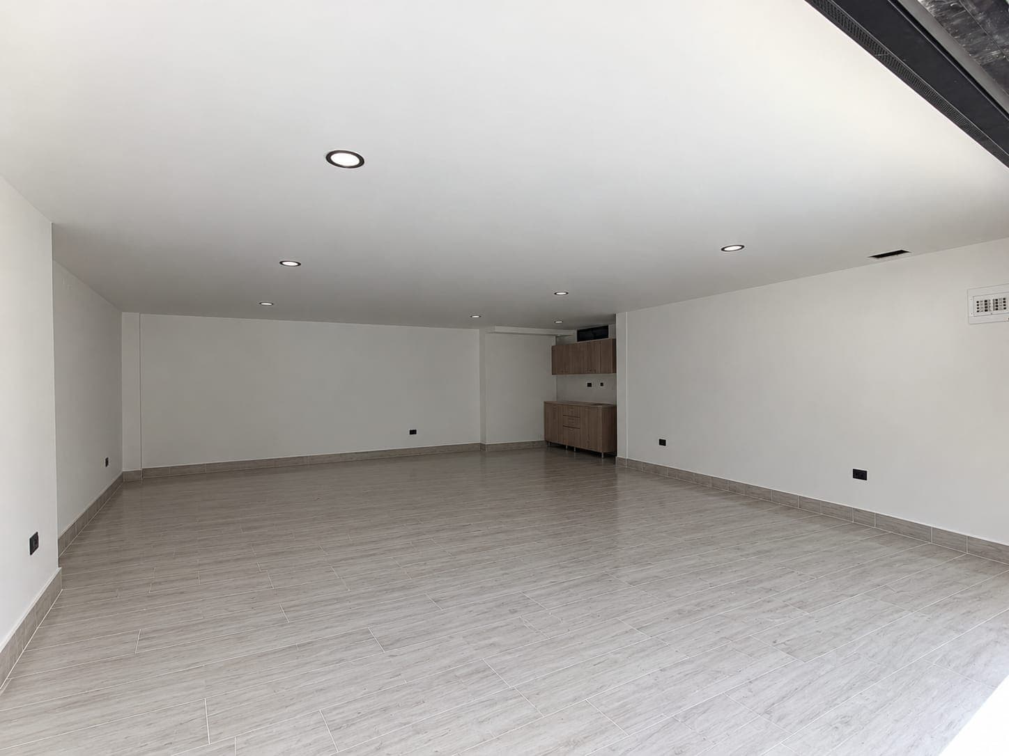 Local en arriendo en Barrio Mesa Envigado — foto 3 de 9